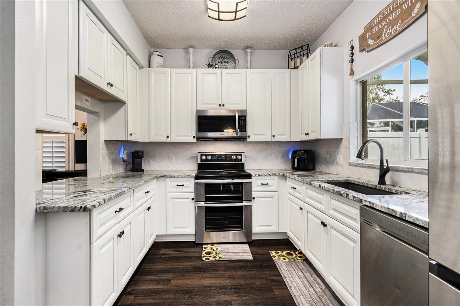 4204 HARBOR LAKE DR, LUTZ, FL, 33558