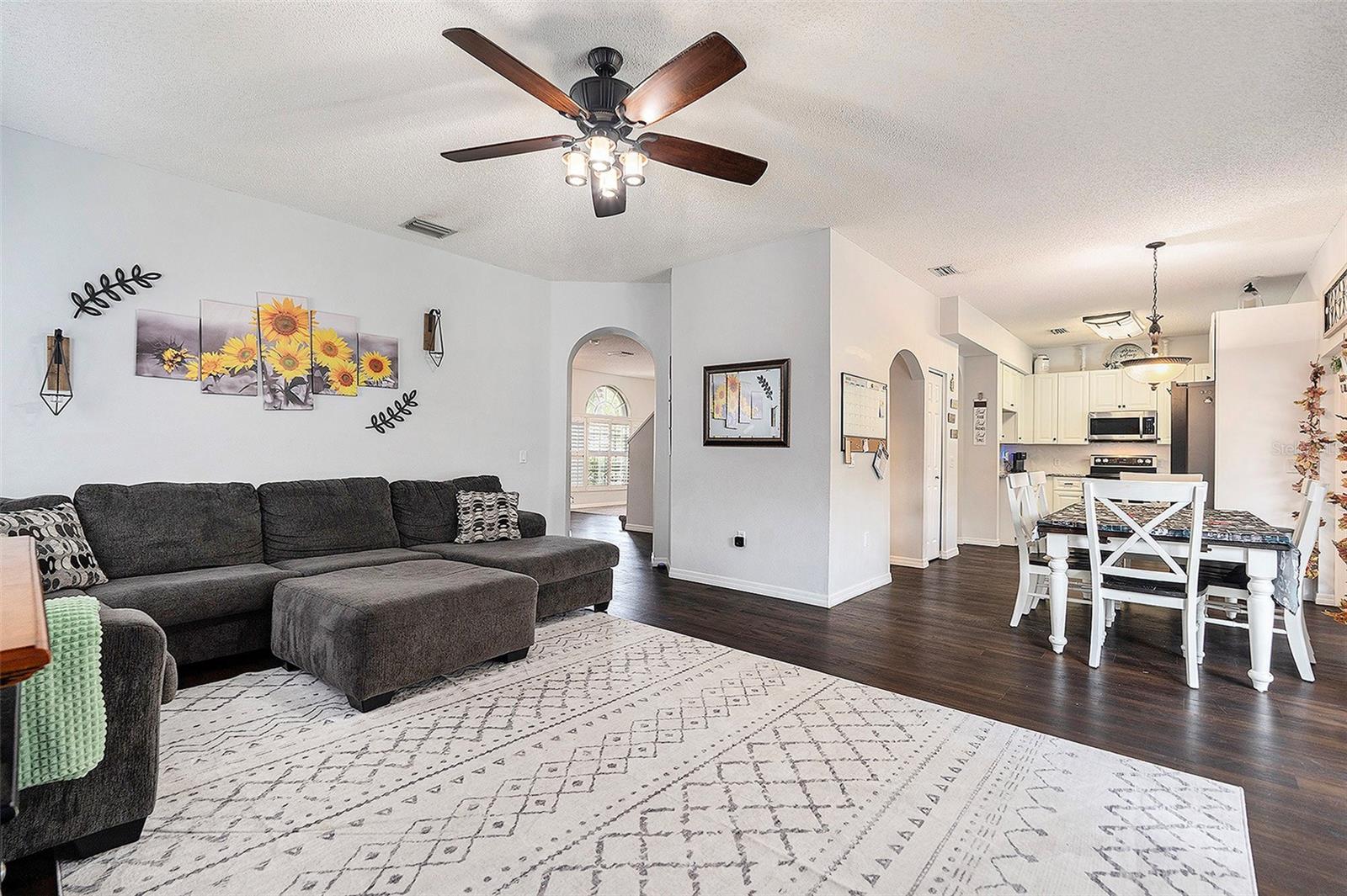 4204 HARBOR LAKE DR, LUTZ, FL, 33558