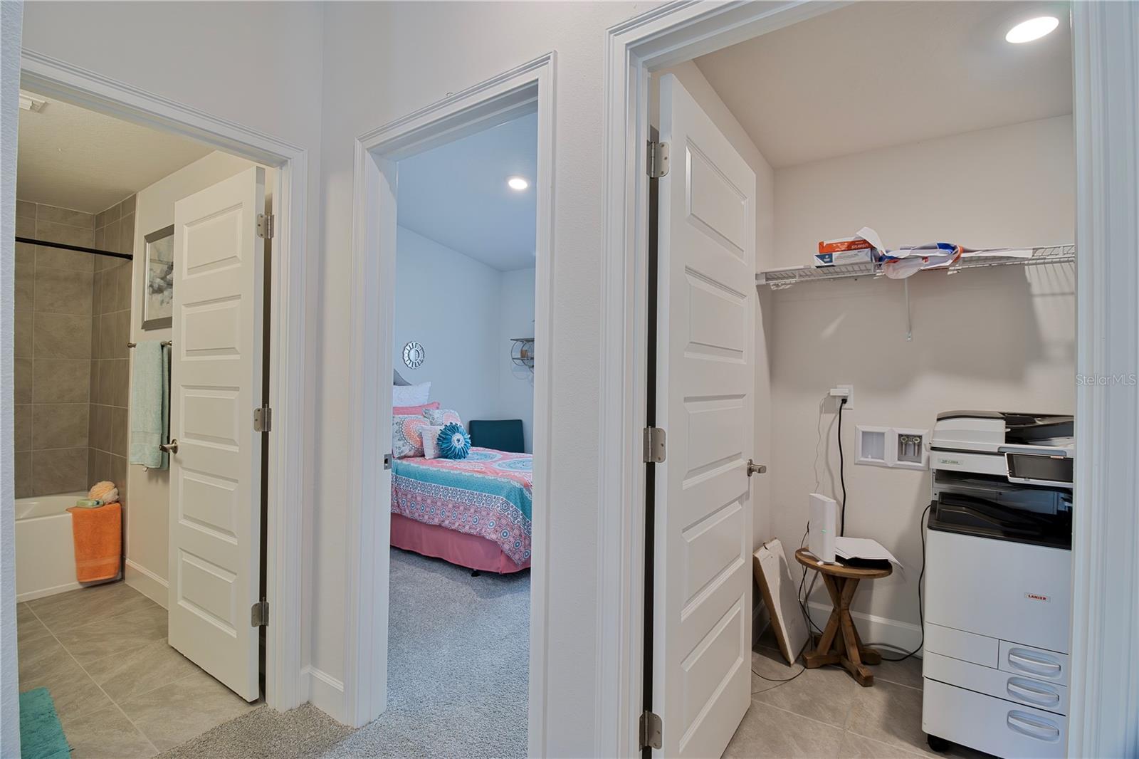 1879 N ROBERTS TRL, BELL, FL, 32619