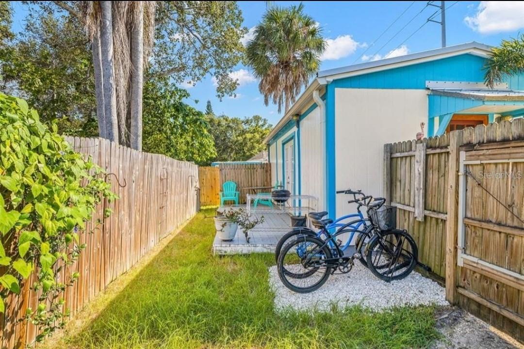 1999 N BETTY LN, CLEARWATER, FL, 33755