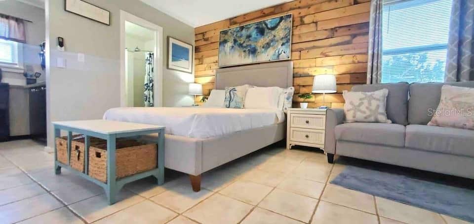 1999 N BETTY LN, CLEARWATER, FL, 33755