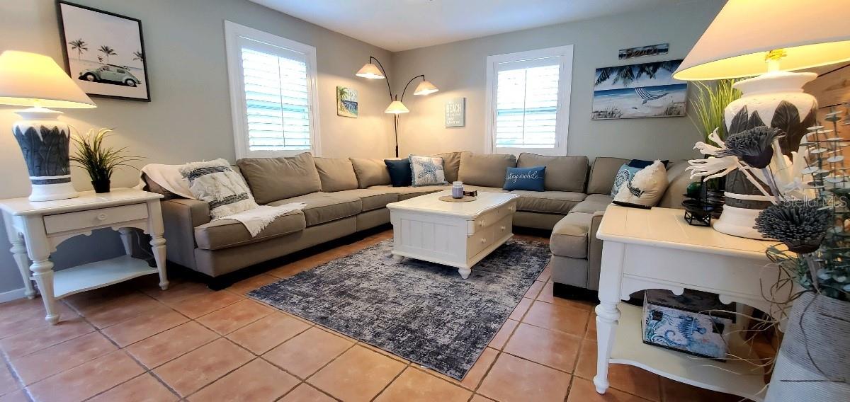 1999 N BETTY LN, CLEARWATER, FL, 33755