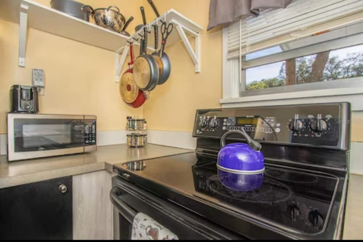 1999 N BETTY LN, CLEARWATER, FL, 33755