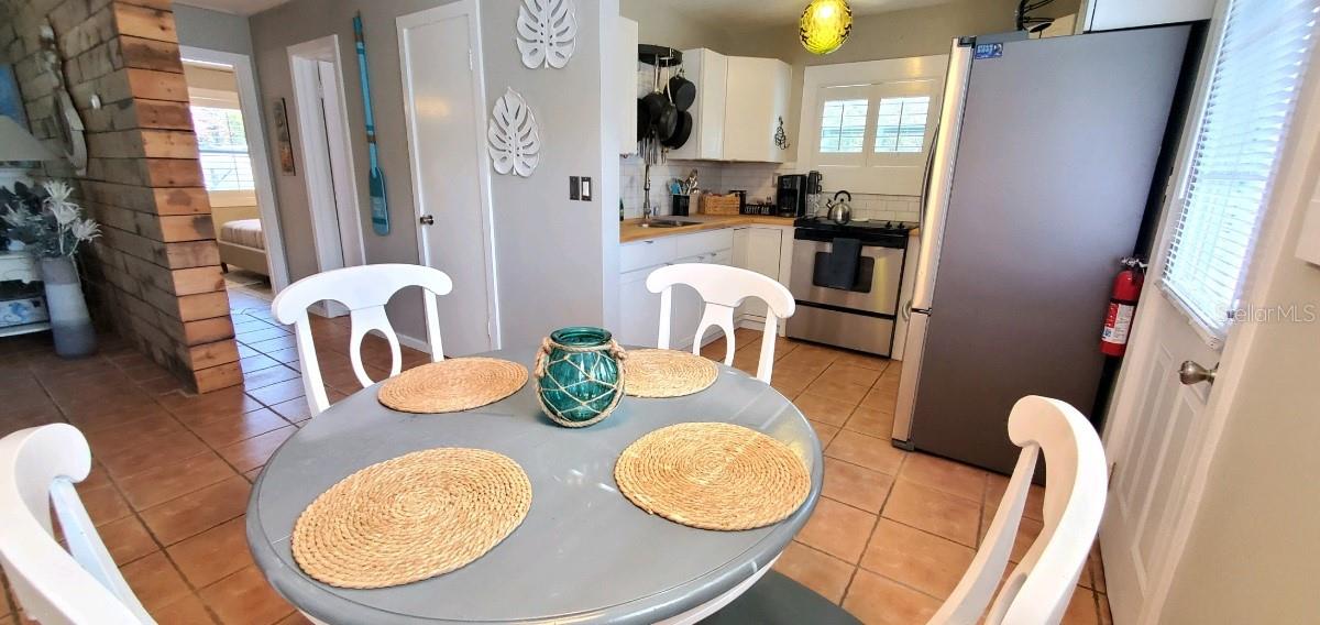 1999 N BETTY LN, CLEARWATER, FL, 33755