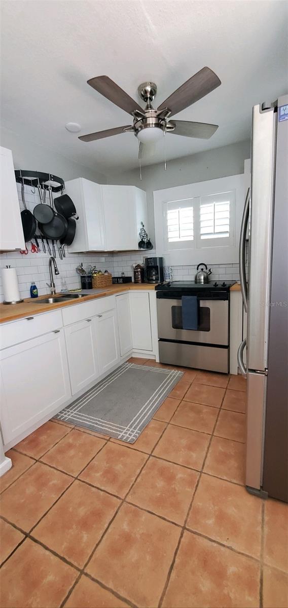 1999 N BETTY LN, CLEARWATER, FL, 33755