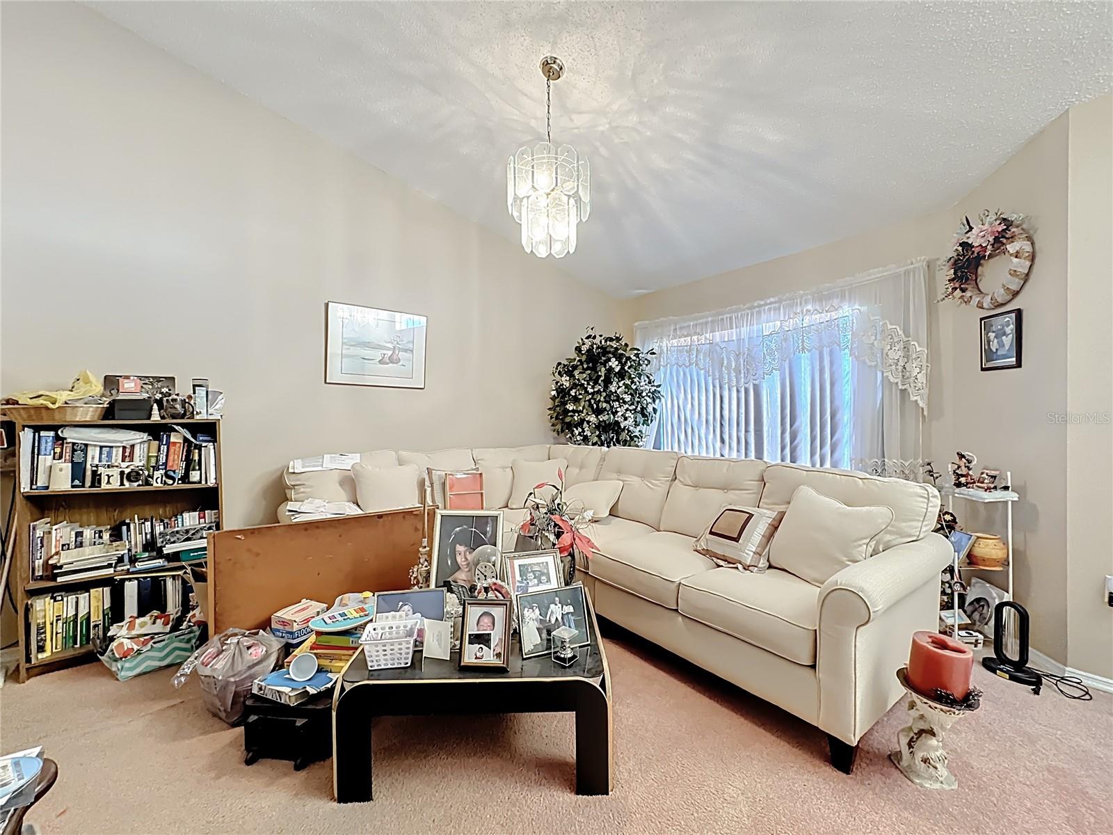 2452 BEL AIR CIR, KISSIMMEE, FL, 34743