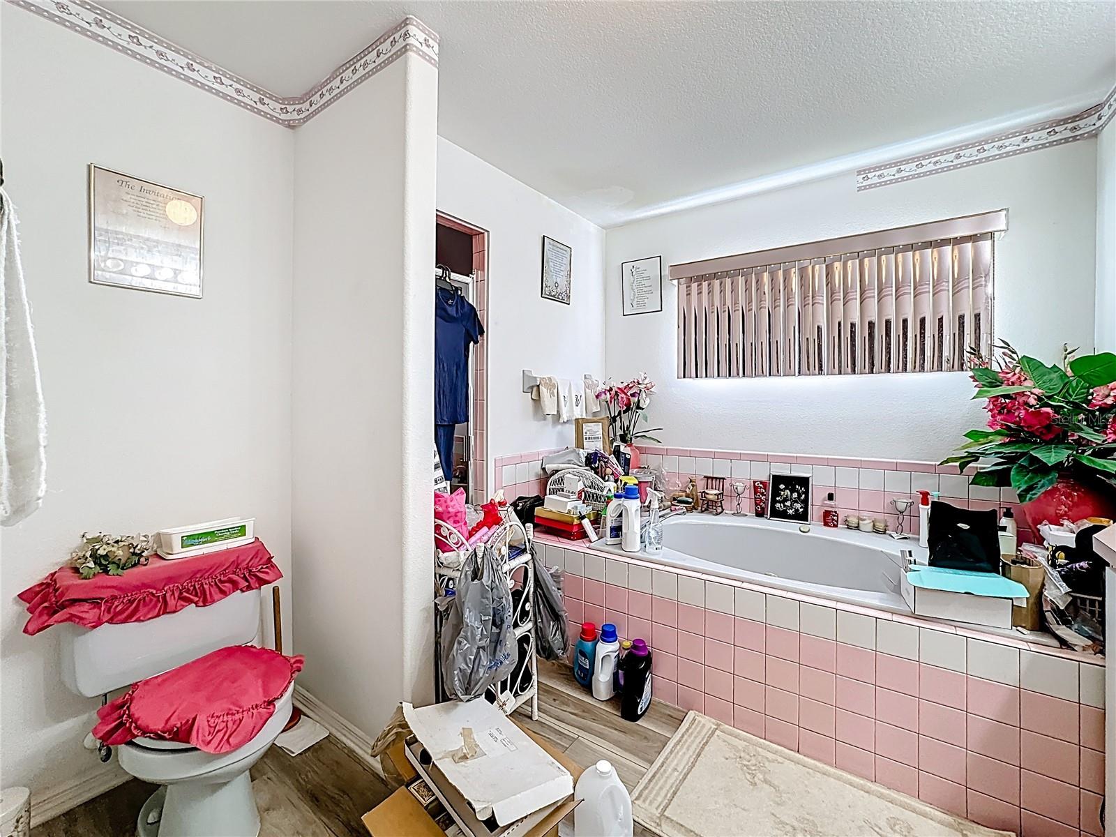 2452 BEL AIR CIR, KISSIMMEE, FL, 34743