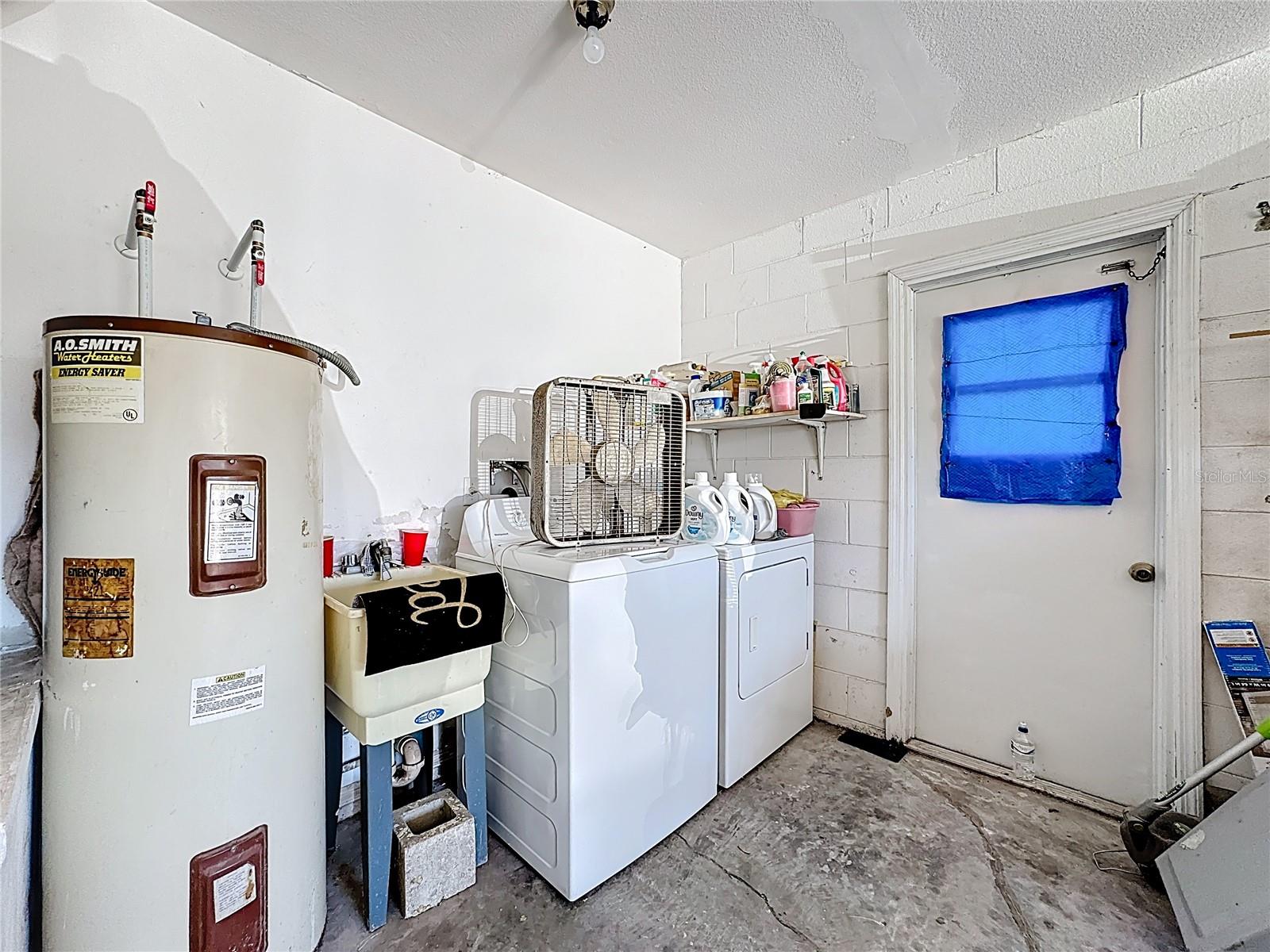 2452 BEL AIR CIR, KISSIMMEE, FL, 34743