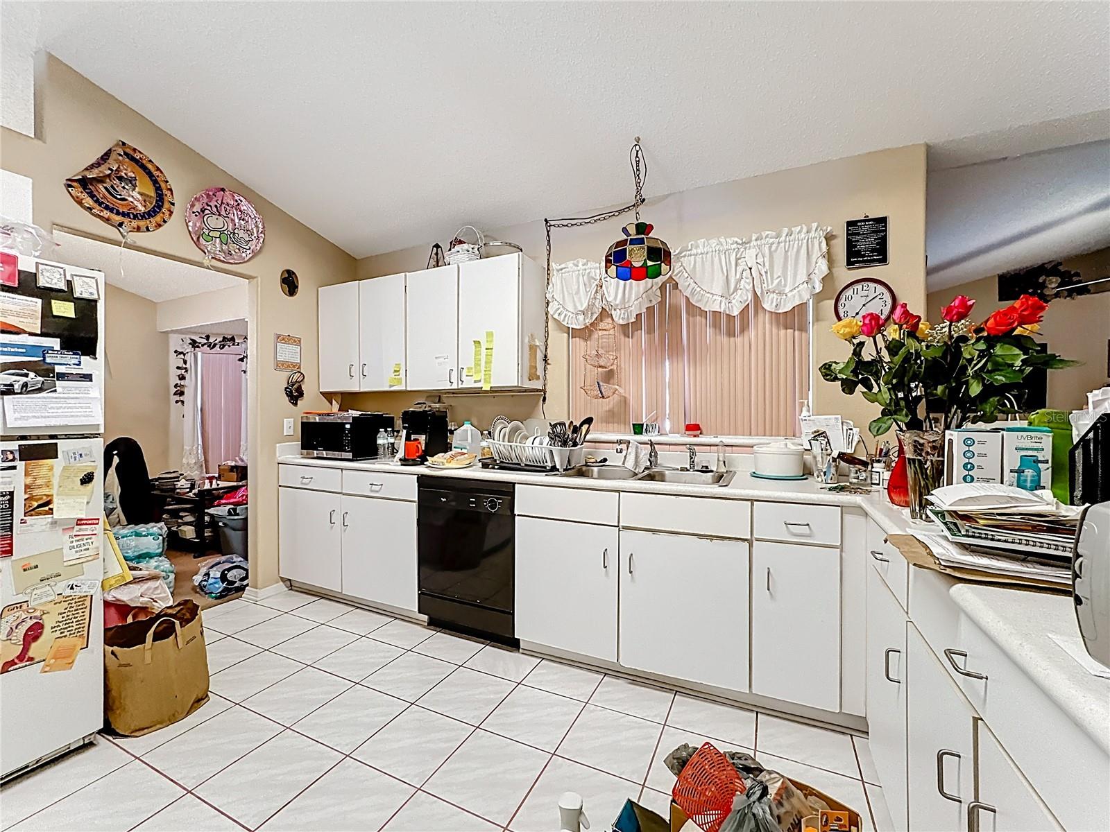 2452 BEL AIR CIR, KISSIMMEE, FL, 34743