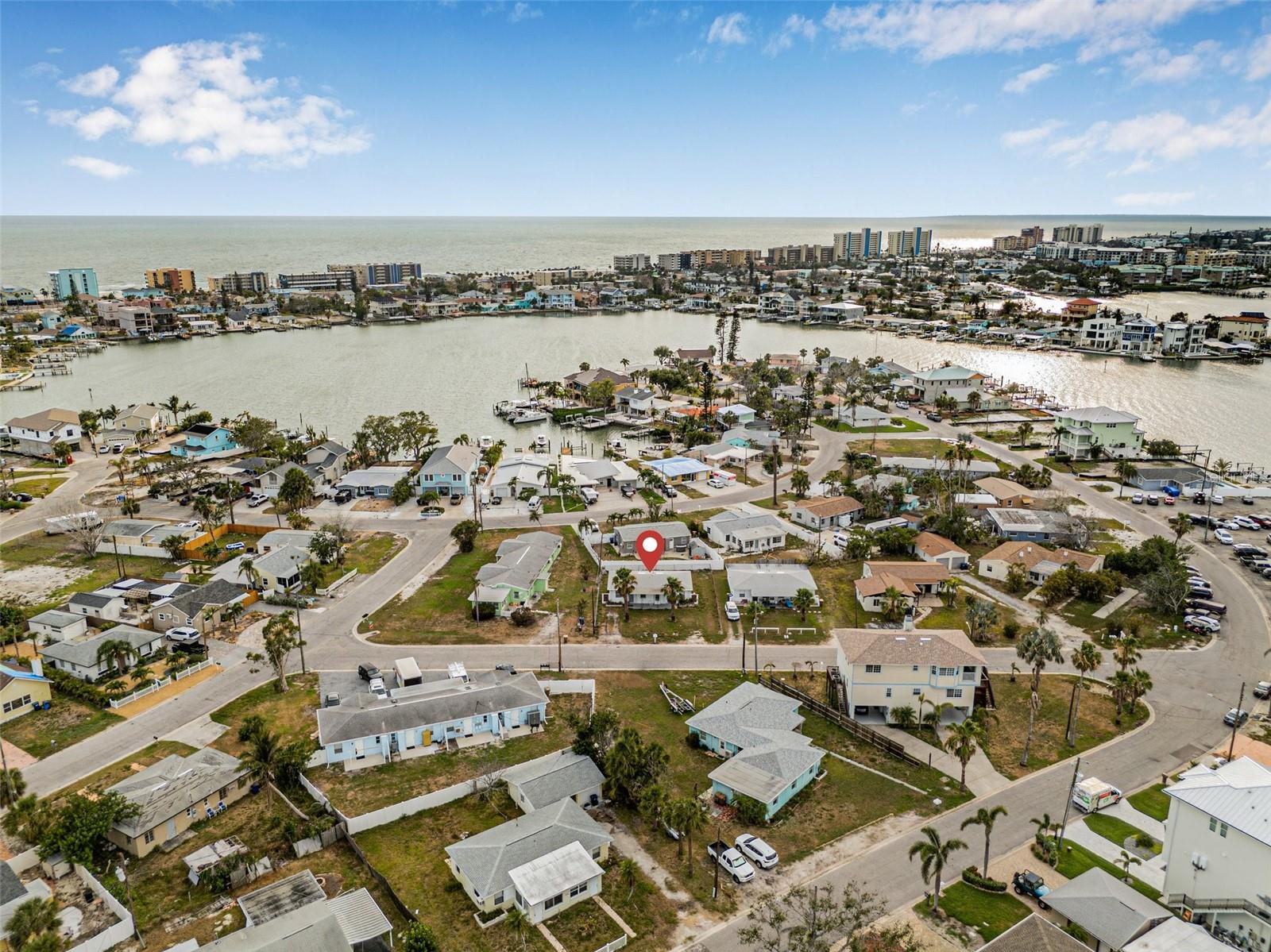 30 LYNN WAY, MADEIRA BEACH, FL, 33708