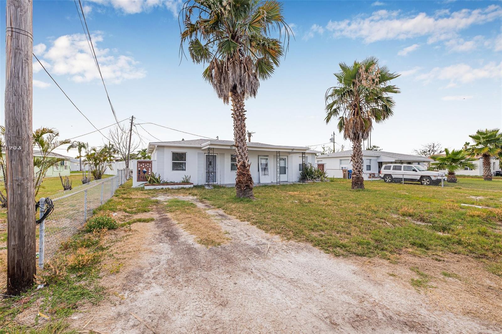 30 LYNN WAY, MADEIRA BEACH, FL, 33708