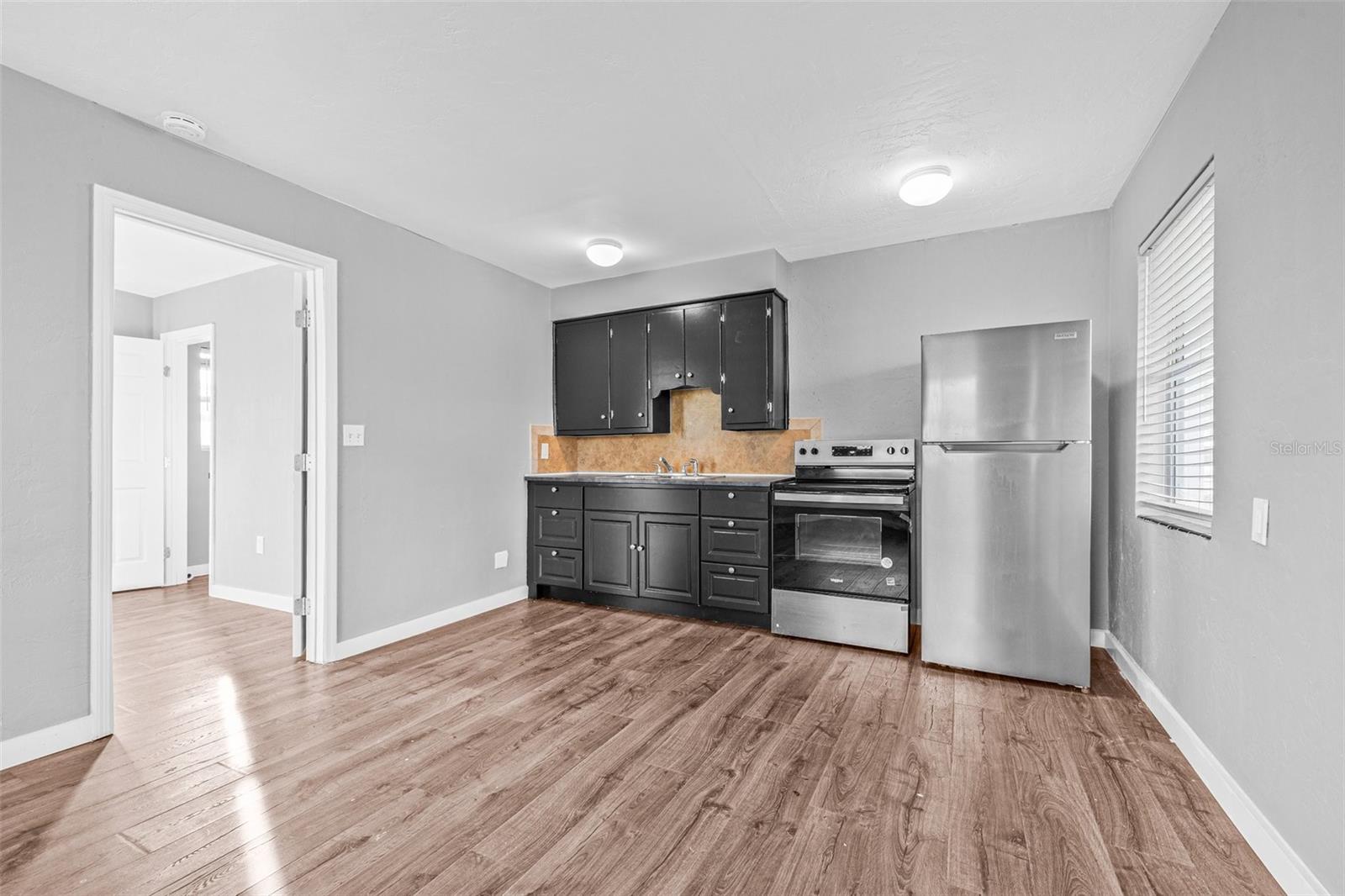 30 LYNN WAY, MADEIRA BEACH, FL, 33708