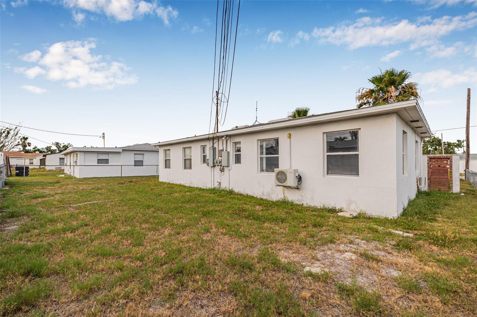 30 LYNN WAY, MADEIRA BEACH, FL, 33708