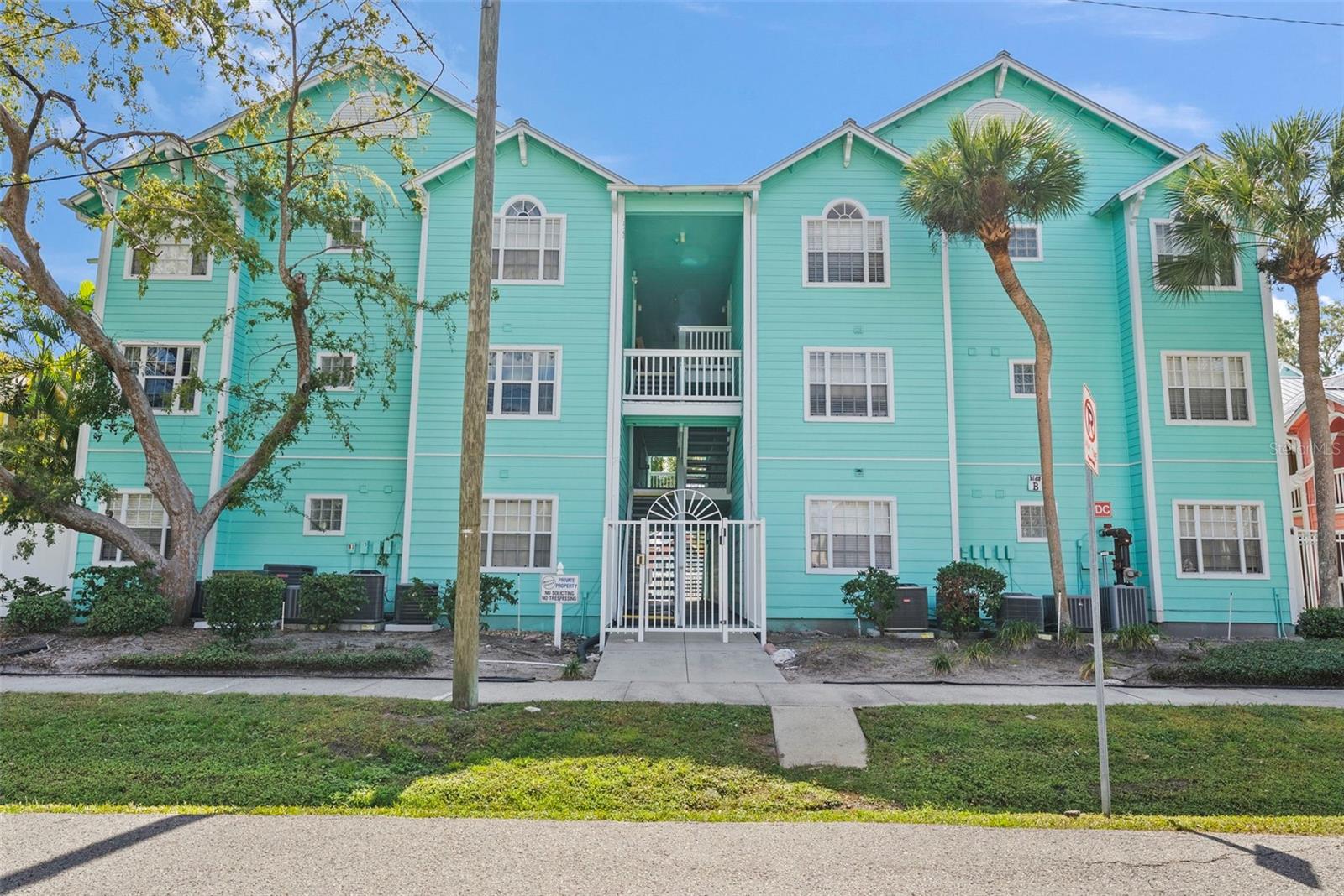 3002 W CLEVELAND ST #B10, TAMPA, FL, 33609