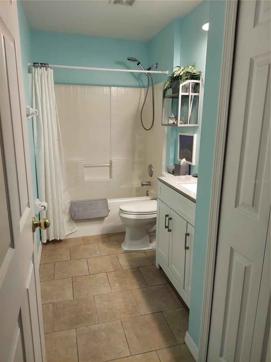 2236 LAKE POINTE CIR, LEESBURG, FL, 34748