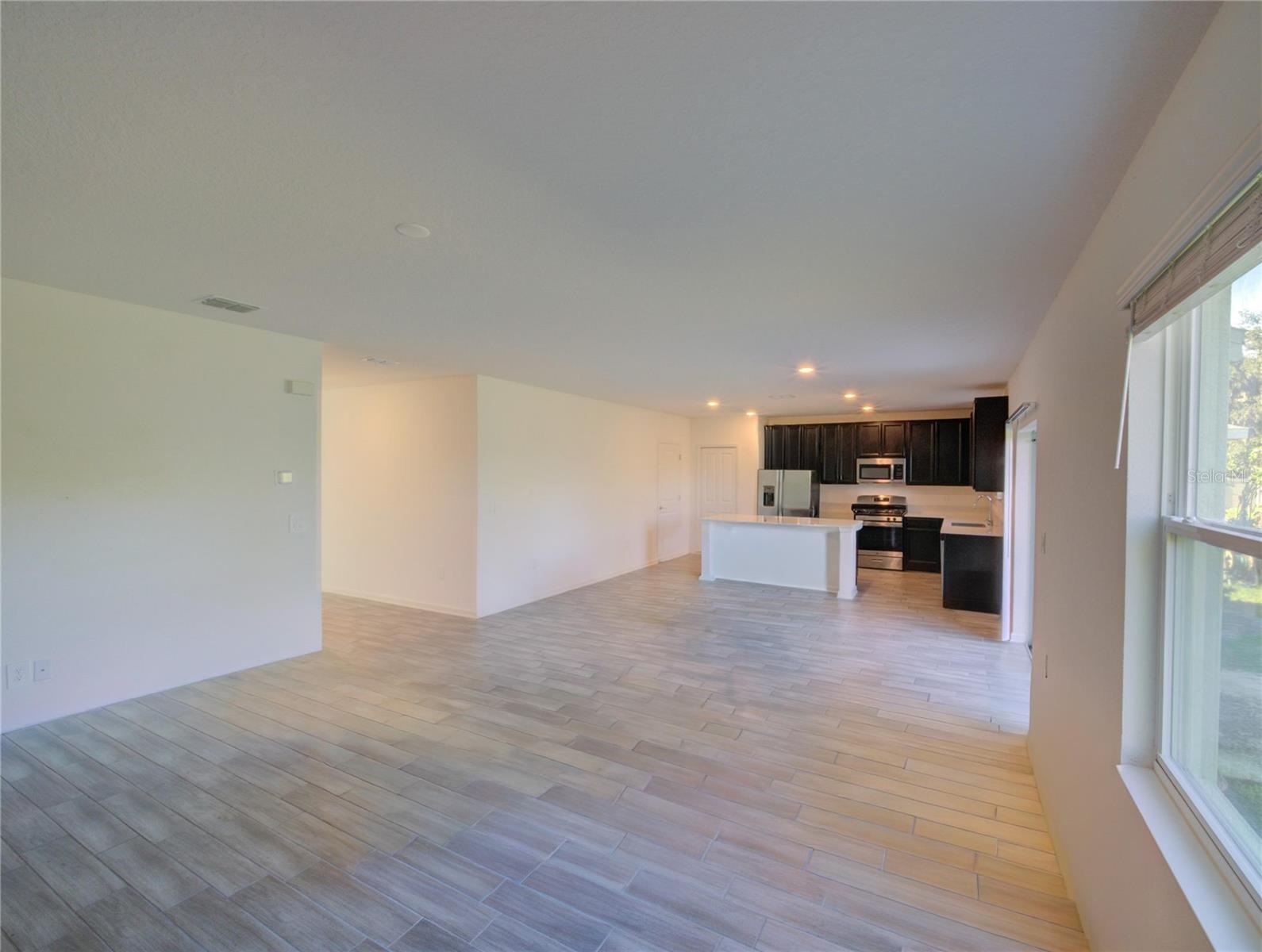 33622 SKY BLOSSOM CIR, LEESBURG, FL, 34788