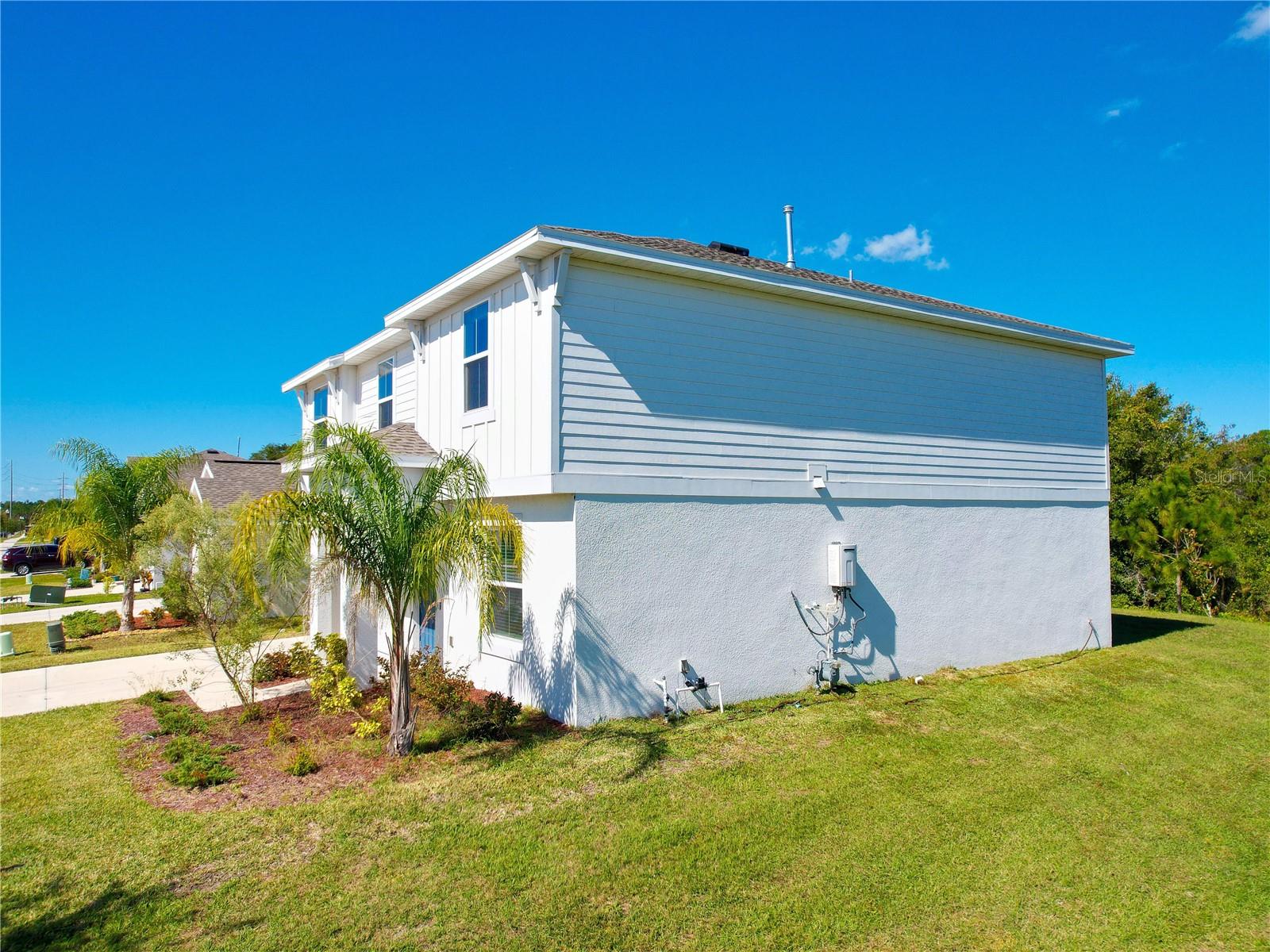 33622 SKY BLOSSOM CIR, LEESBURG, FL, 34788