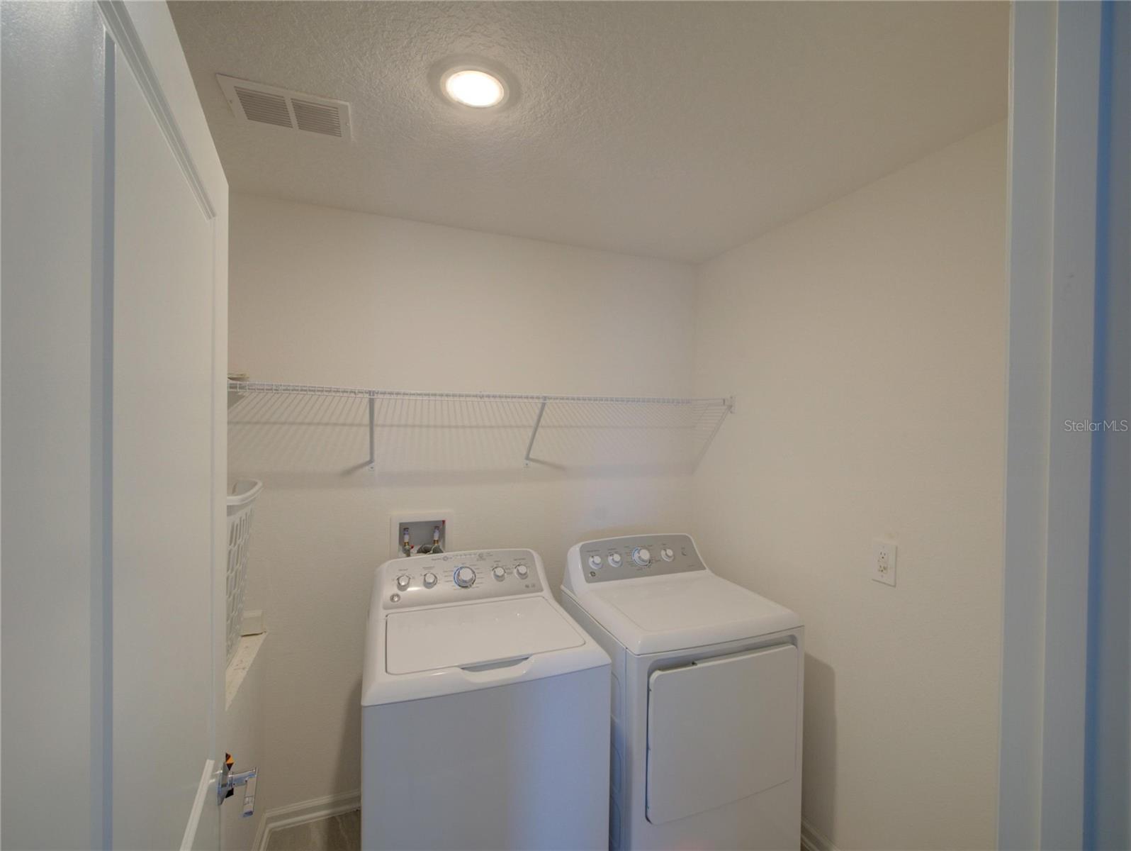 33622 SKY BLOSSOM CIR, LEESBURG, FL, 34788