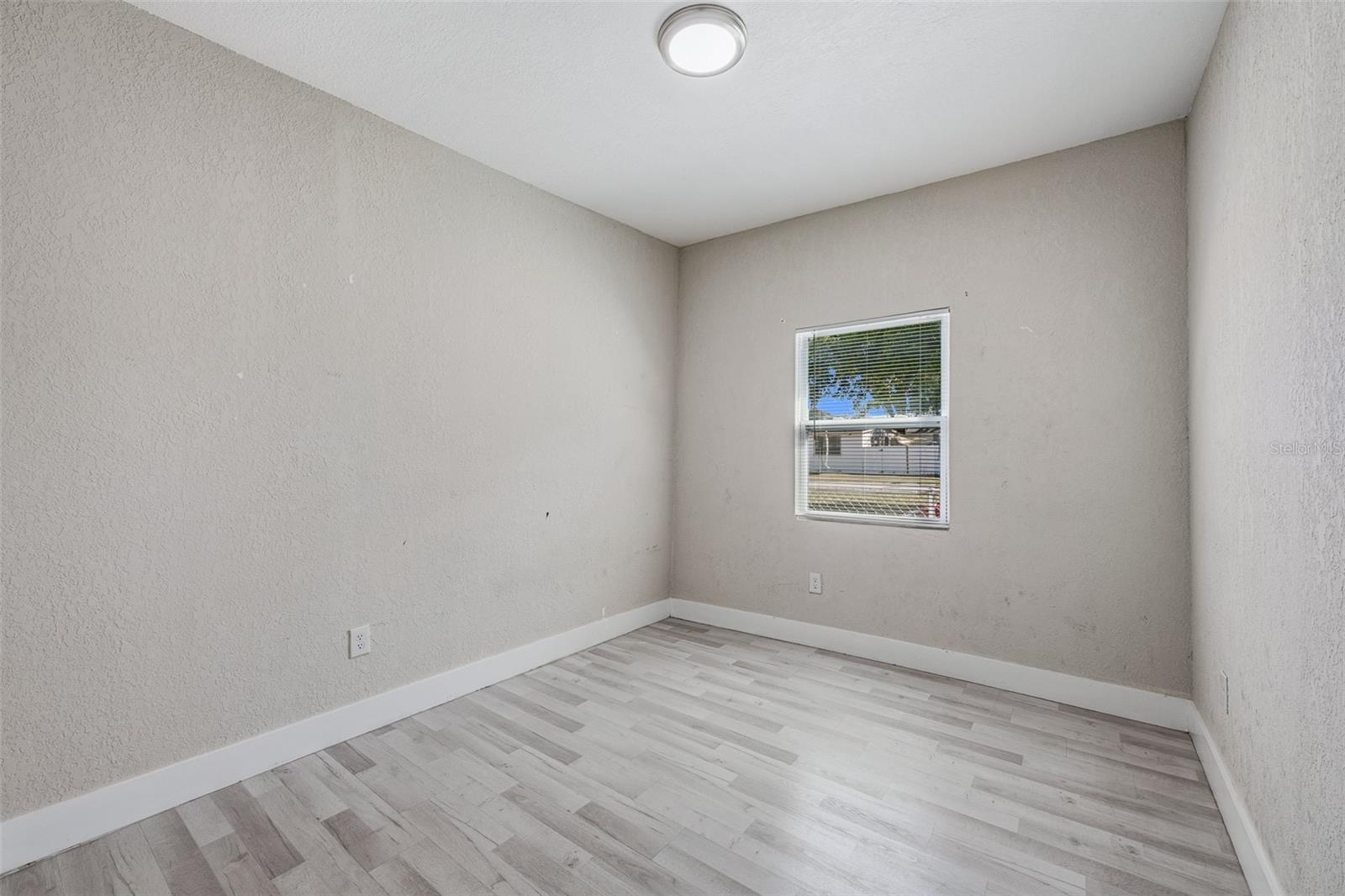 2423 E 19TH AVE, TAMPA, FL, 33605