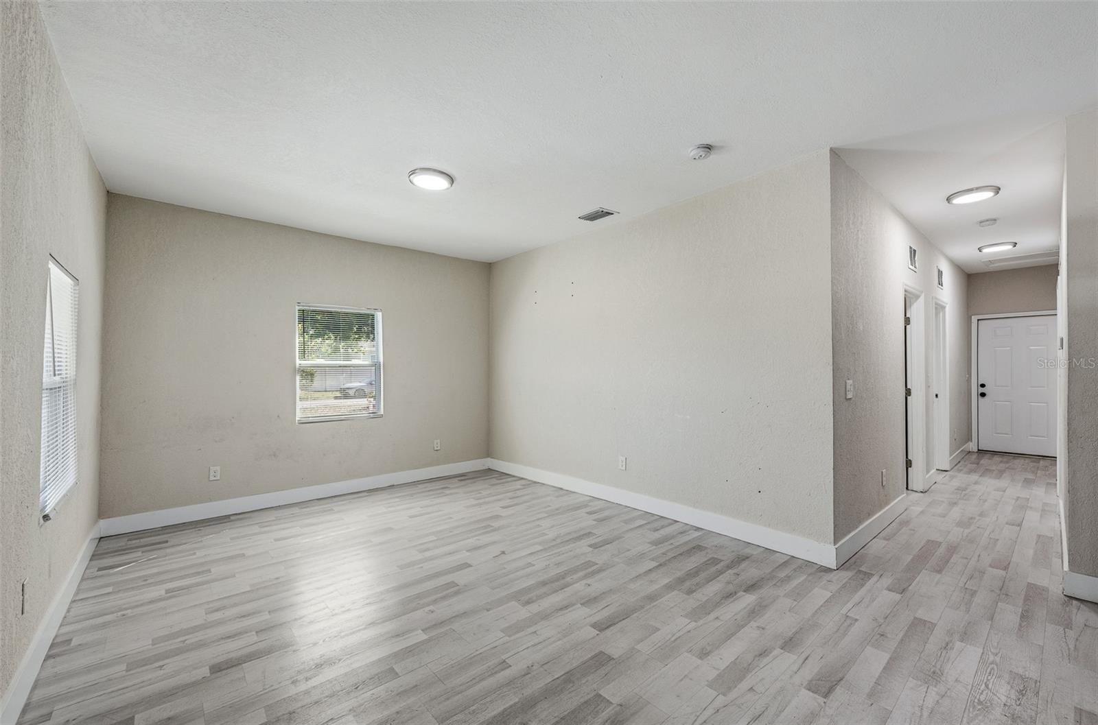 2423 E 19TH AVE, TAMPA, FL, 33605