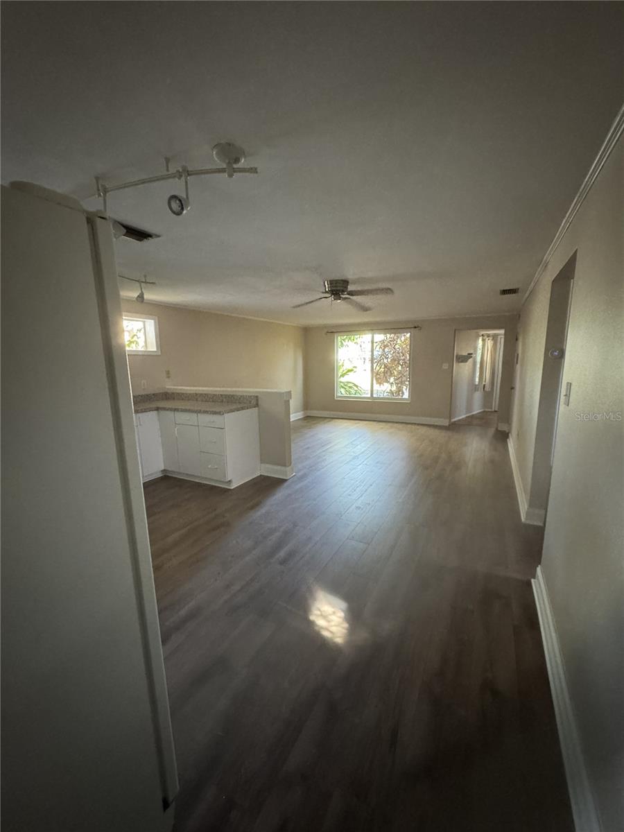 2380 BAY ST, SARASOTA, FL, 34237