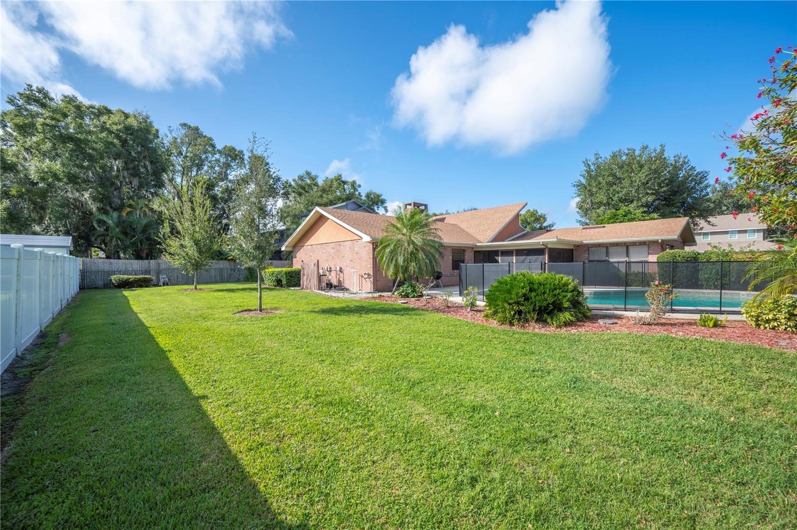 1122 CYPRESS PT W, WINTER HAVEN, FL, 33884