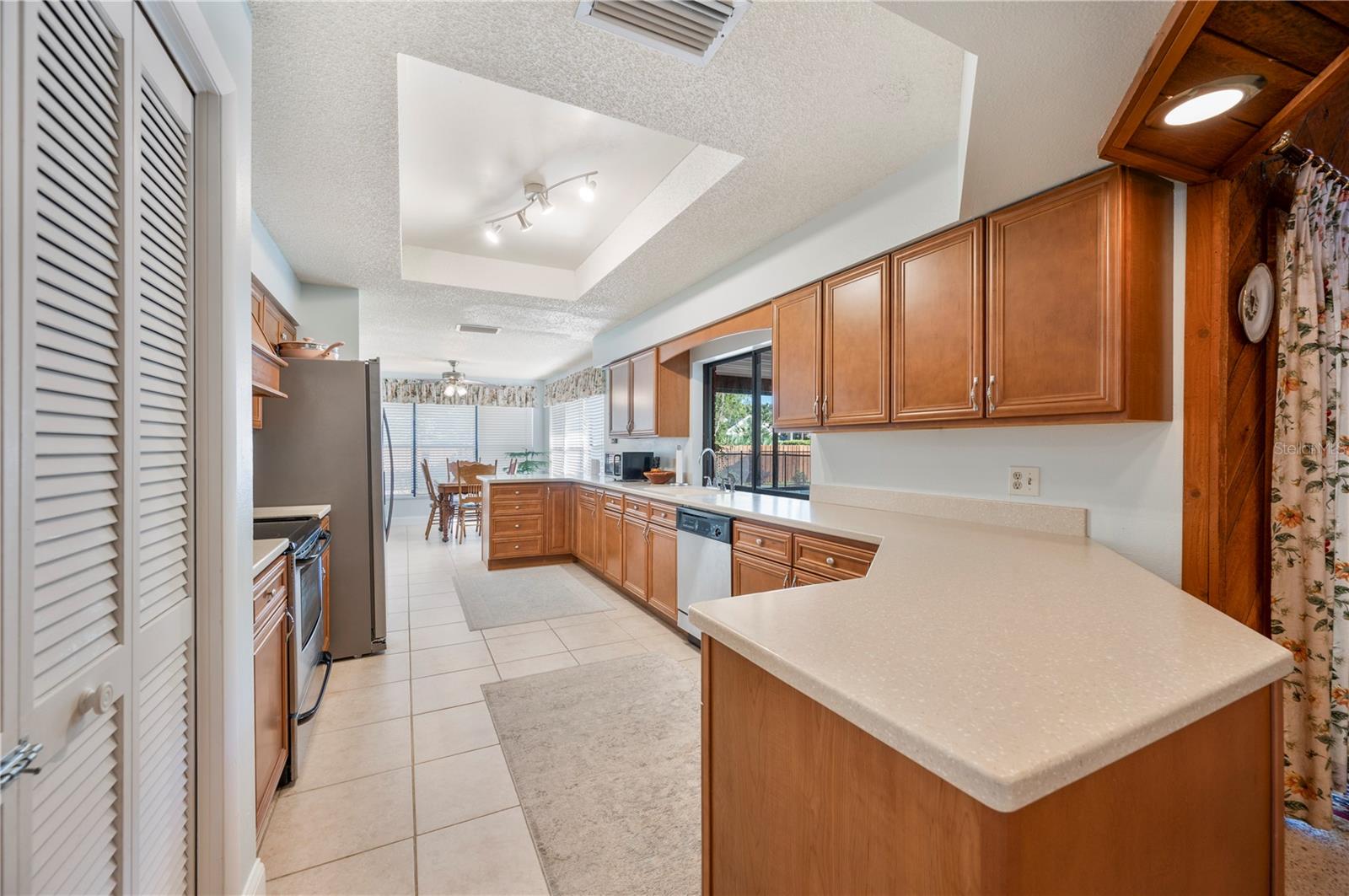 1122 CYPRESS PT W, WINTER HAVEN, FL, 33884