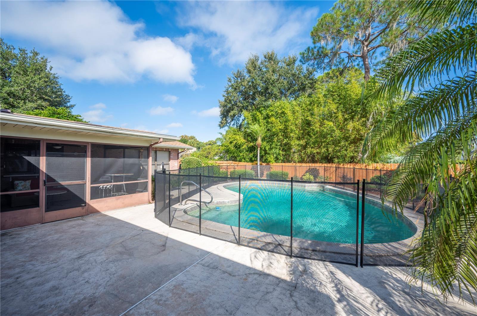 1122 CYPRESS PT W, WINTER HAVEN, FL, 33884