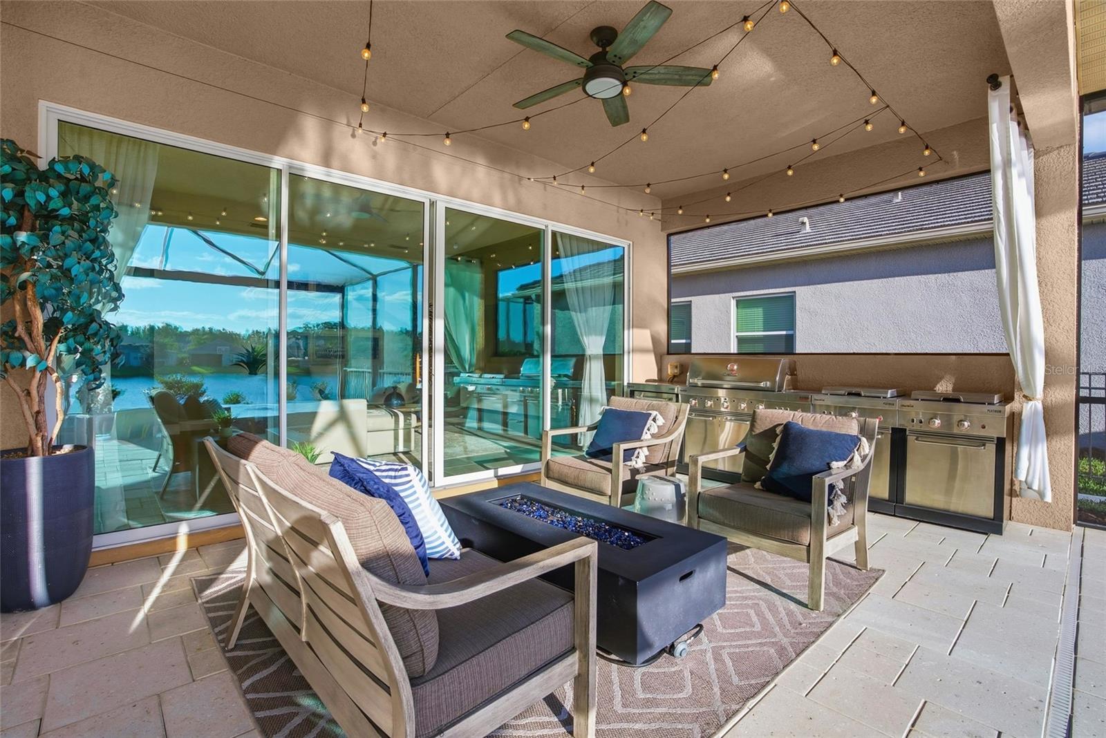 30600 CHESAPEAKE BAY DR, WESLEY CHAPEL, FL, 33543