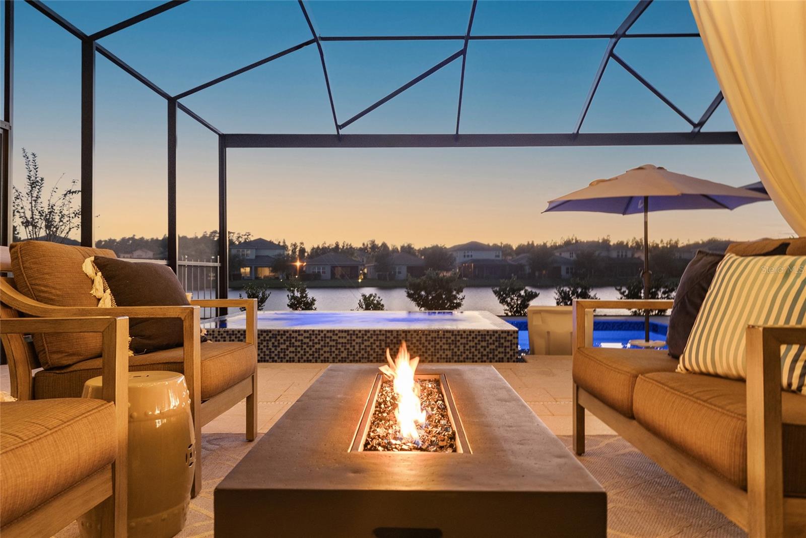 30600 CHESAPEAKE BAY DR, WESLEY CHAPEL, FL, 33543