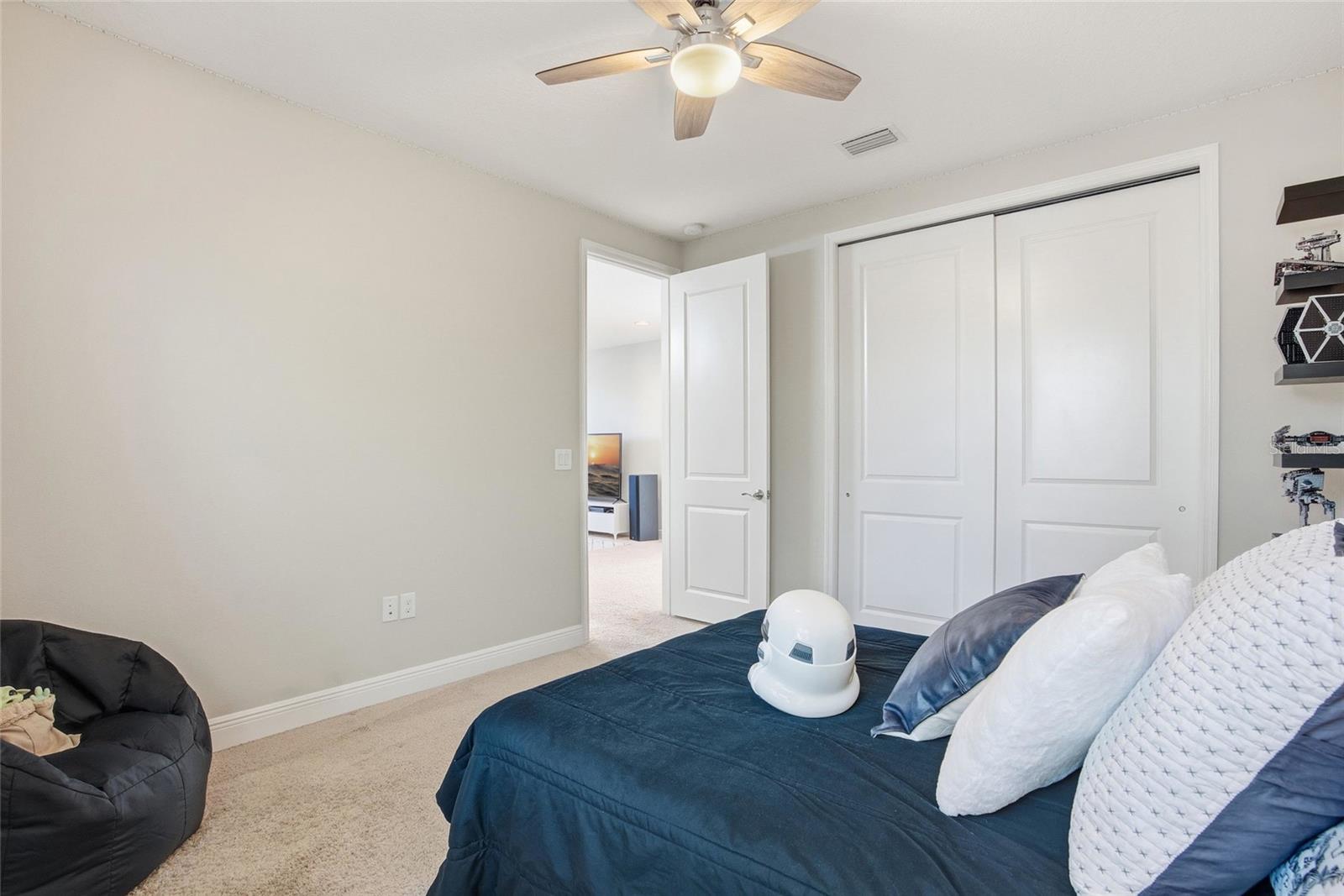 30600 CHESAPEAKE BAY DR, WESLEY CHAPEL, FL, 33543