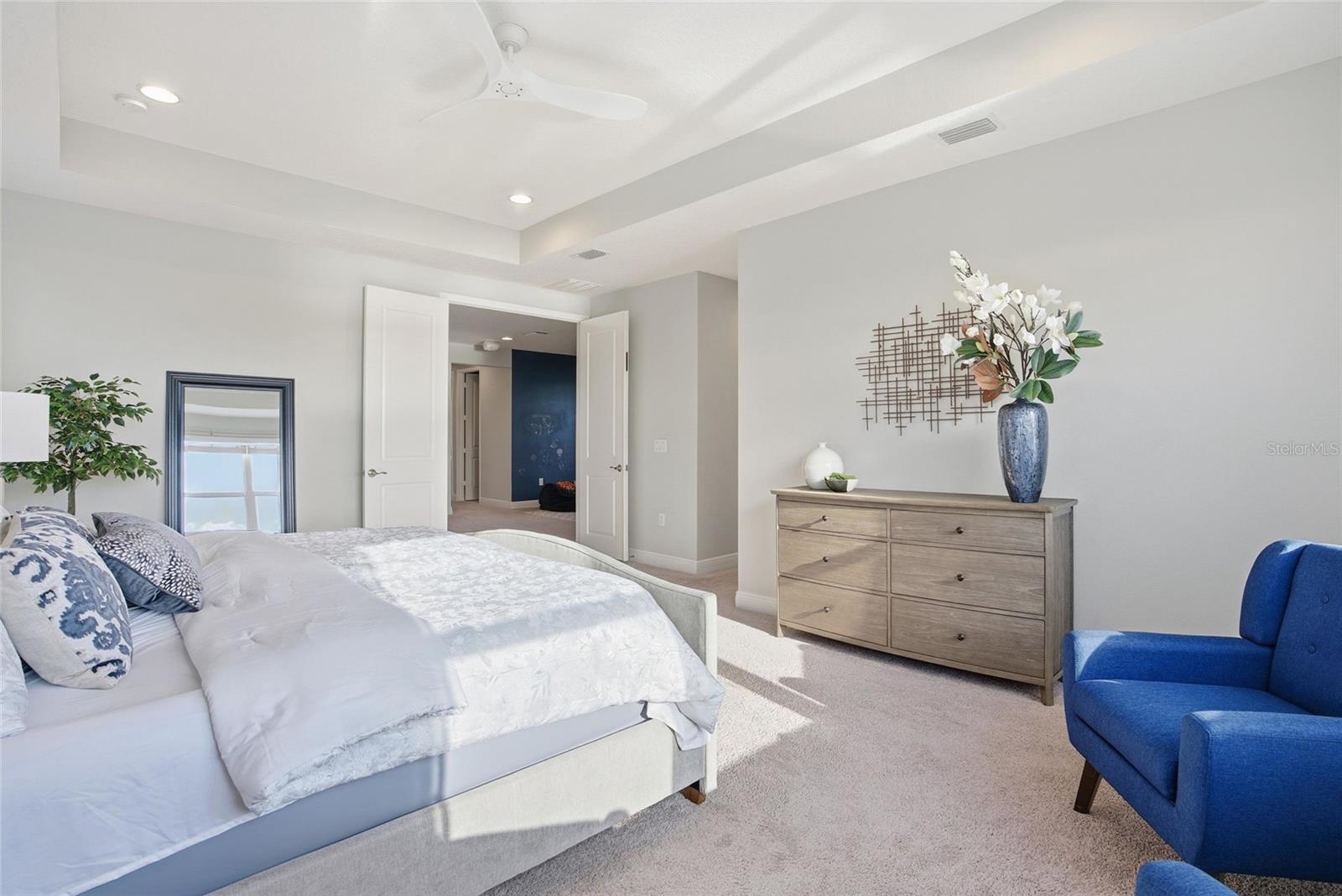 30600 CHESAPEAKE BAY DR, WESLEY CHAPEL, FL, 33543