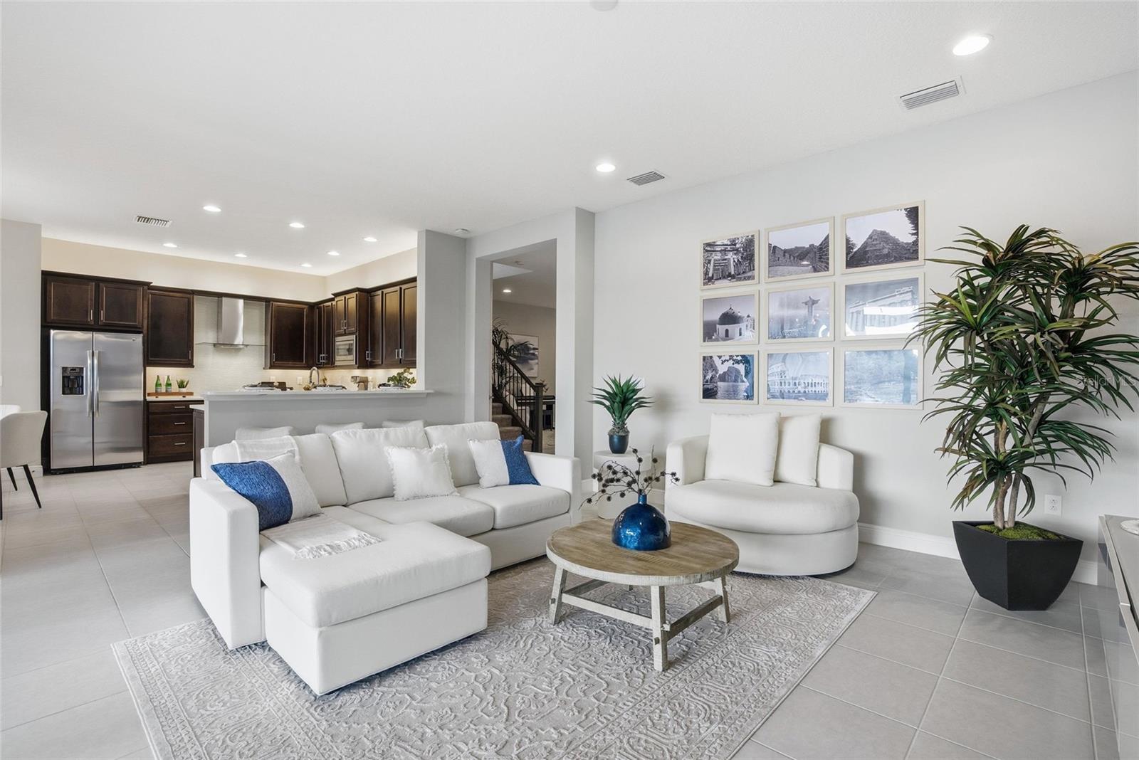 30600 CHESAPEAKE BAY DR, WESLEY CHAPEL, FL, 33543