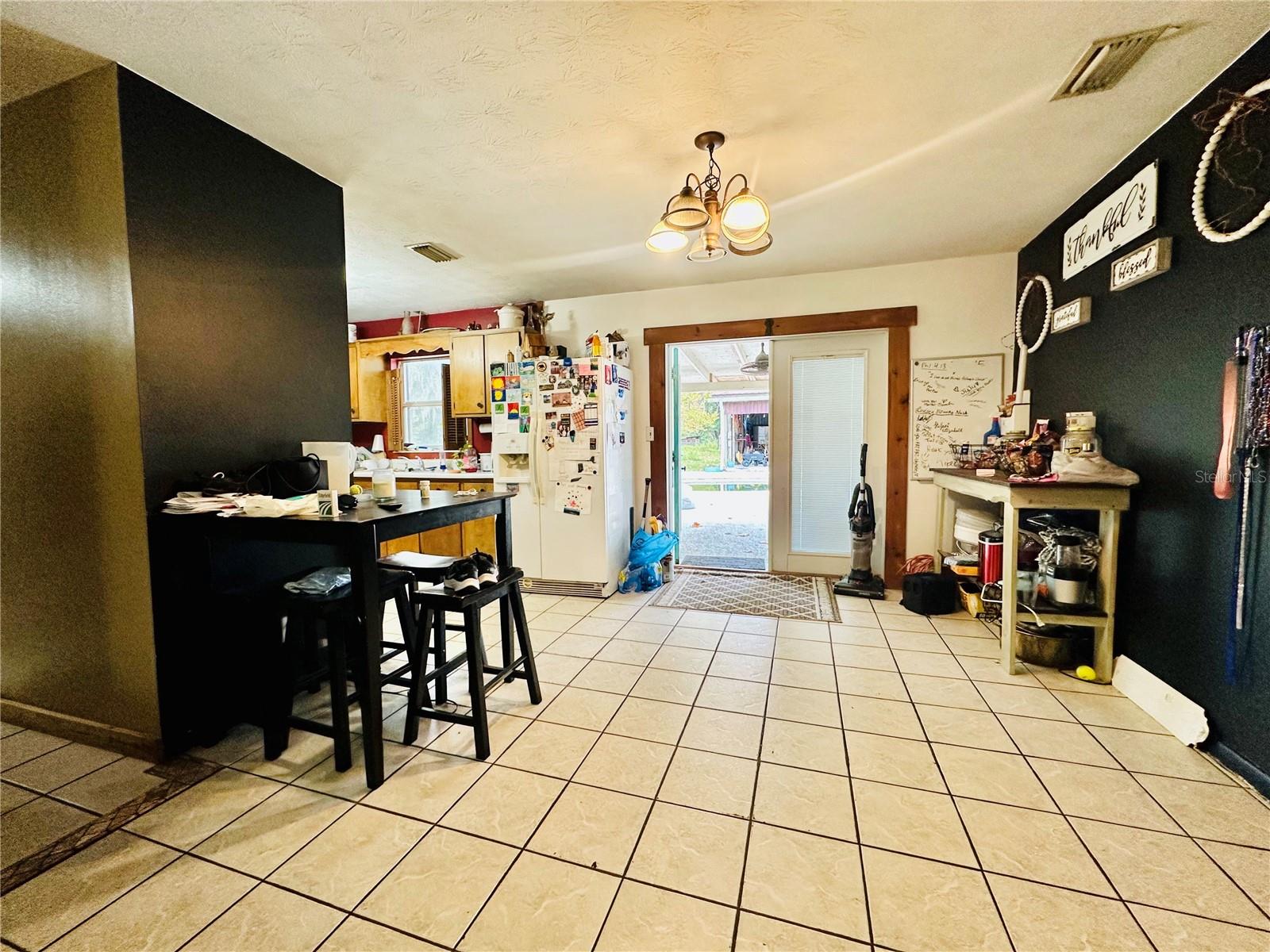 8571 S COUNTY ROAD 231, LAKE BUTLER, FL, 32054