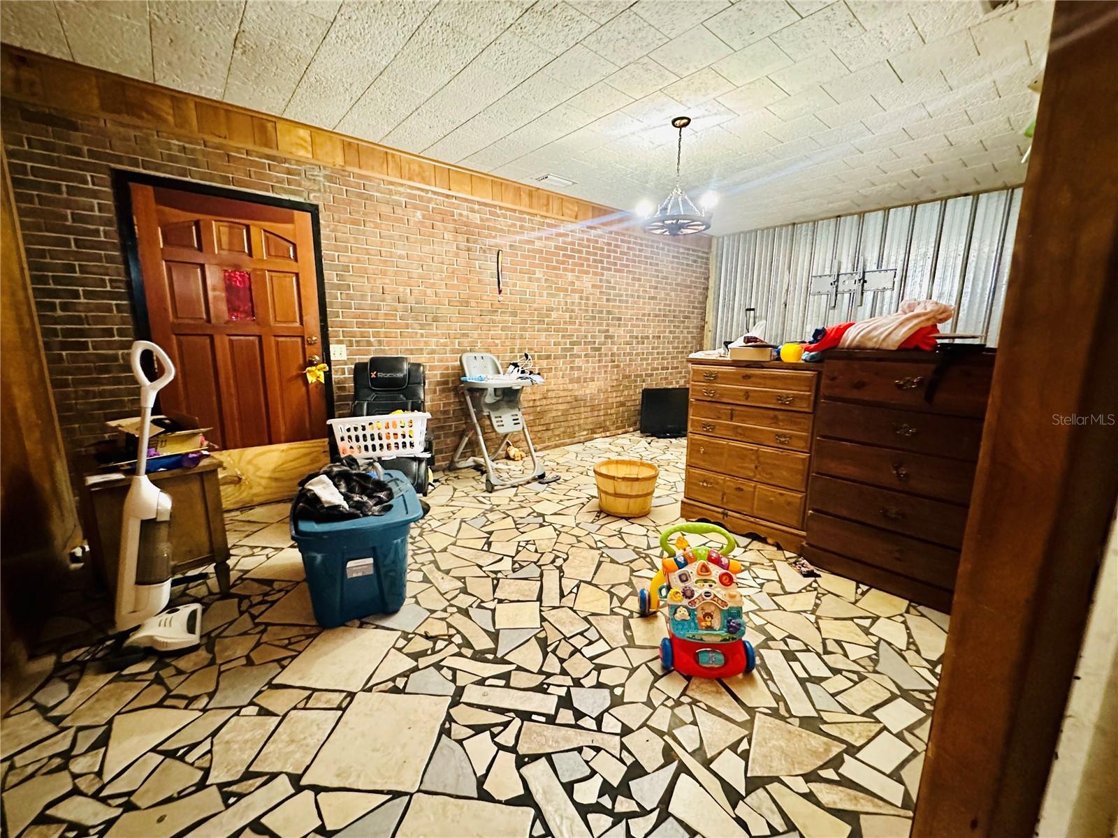 8571 S COUNTY ROAD 231, LAKE BUTLER, FL, 32054