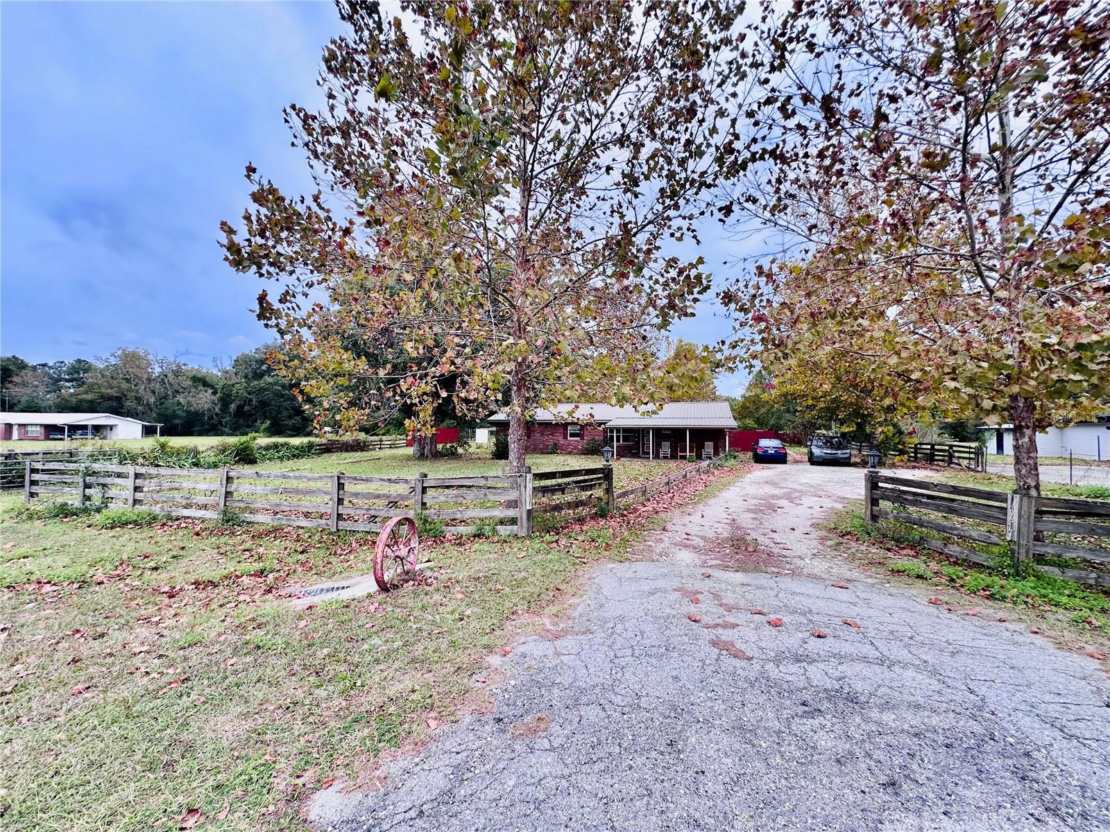 8571 S COUNTY ROAD 231, LAKE BUTLER, FL, 32054