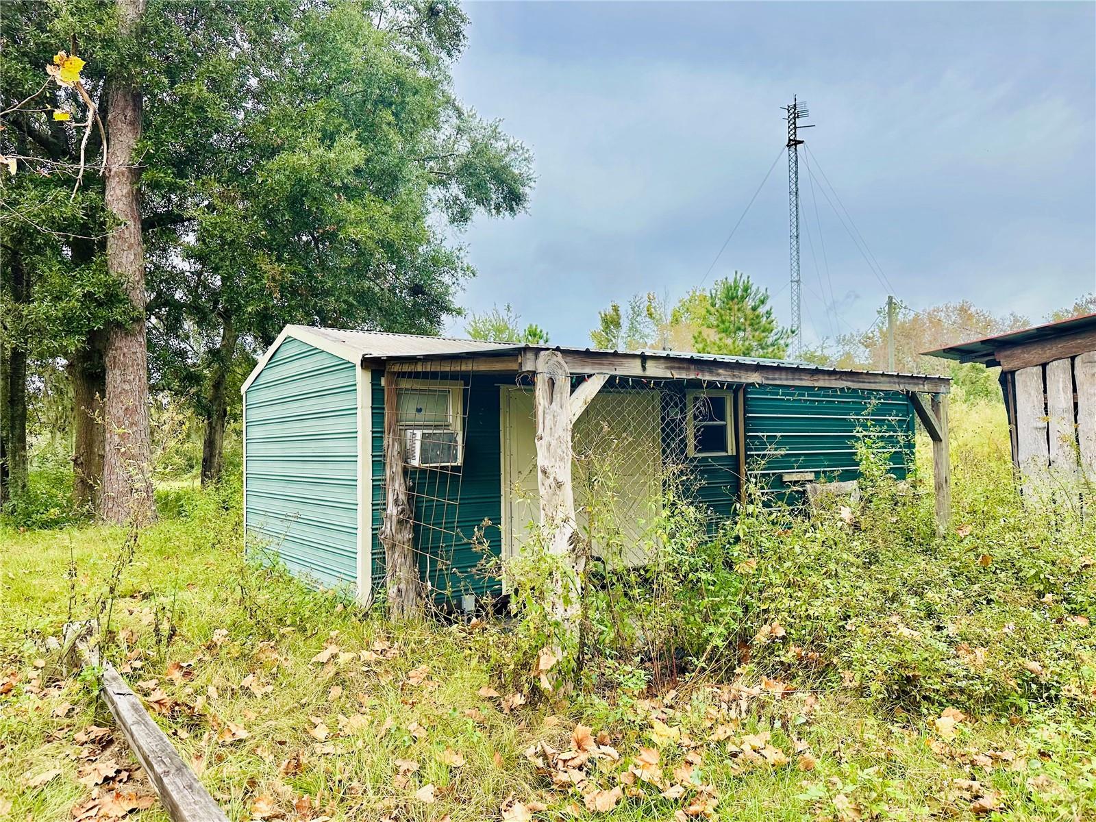 8571 S COUNTY ROAD 231, LAKE BUTLER, FL, 32054