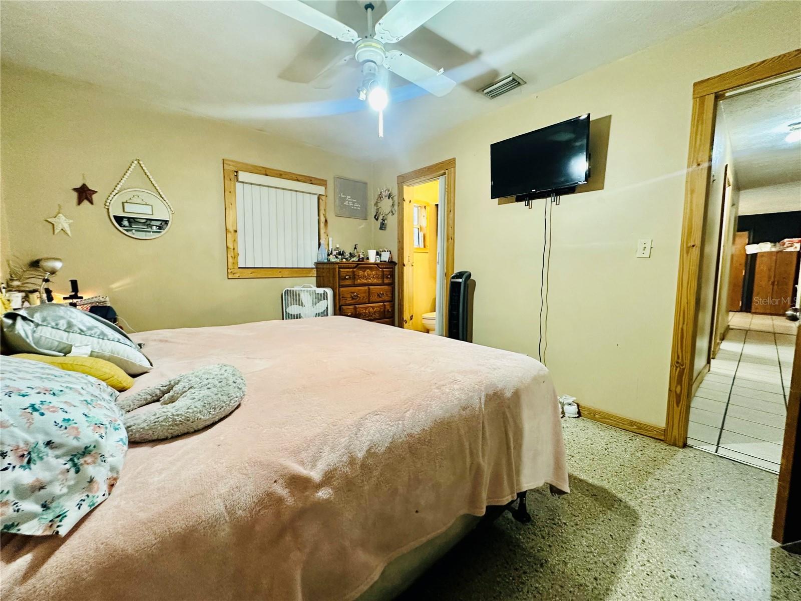 8571 S COUNTY ROAD 231, LAKE BUTLER, FL, 32054