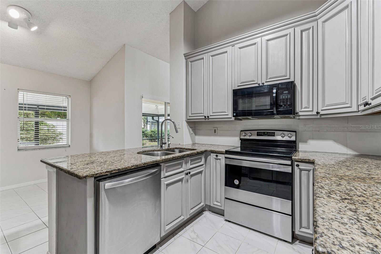 7206 RIDGEPORT DR, TAMPA, FL, 33647