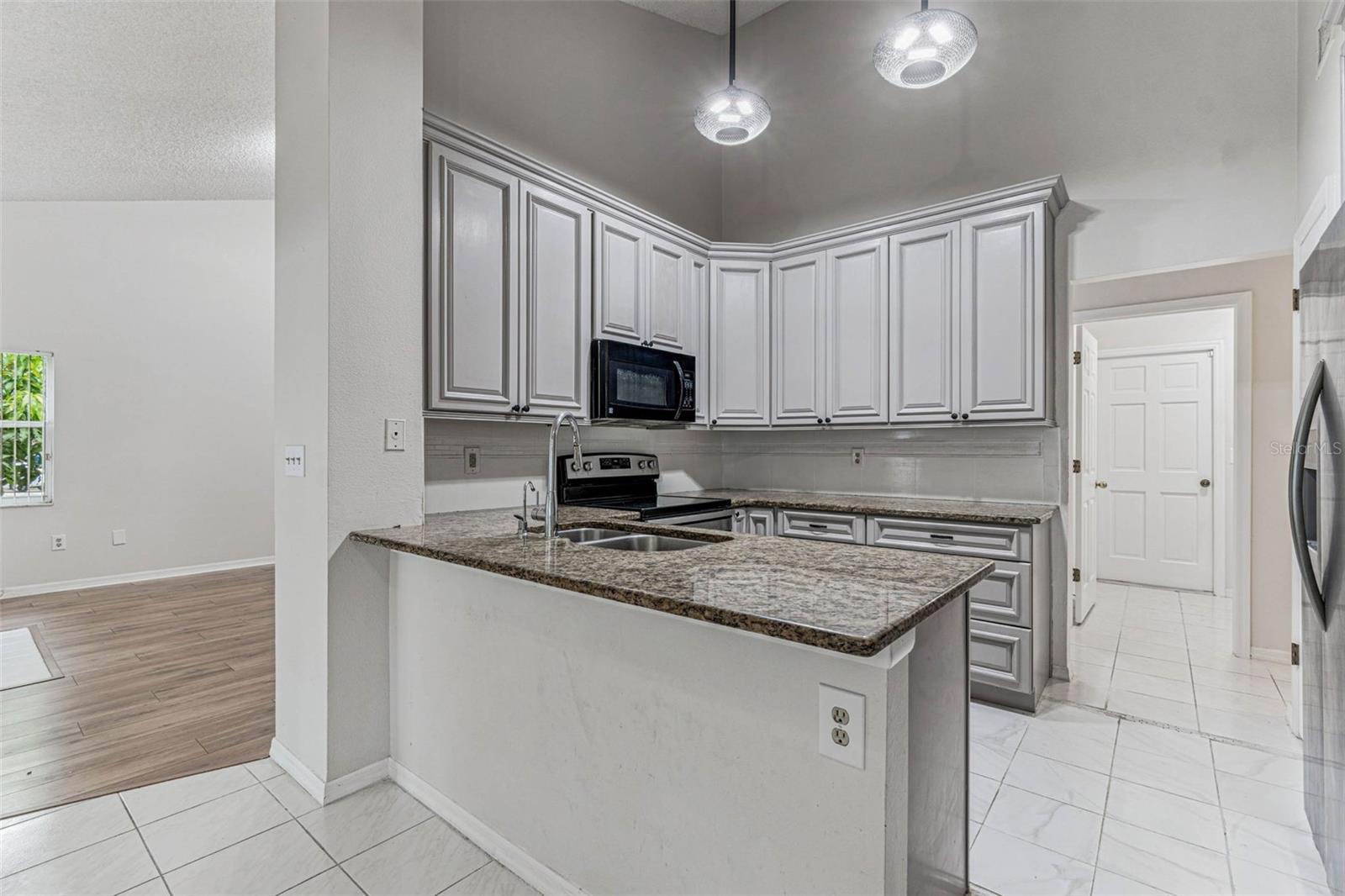 7206 RIDGEPORT DR, TAMPA, FL, 33647