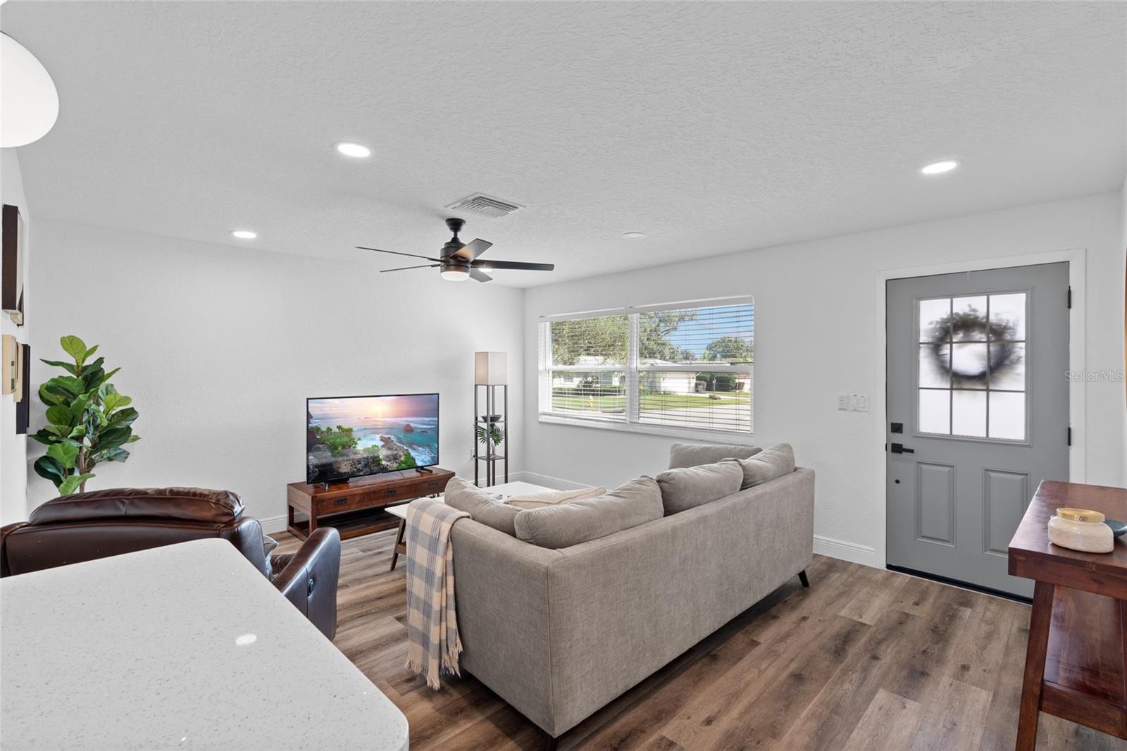 3229 PARKWAY PL, PALM HARBOR, FL, 34684