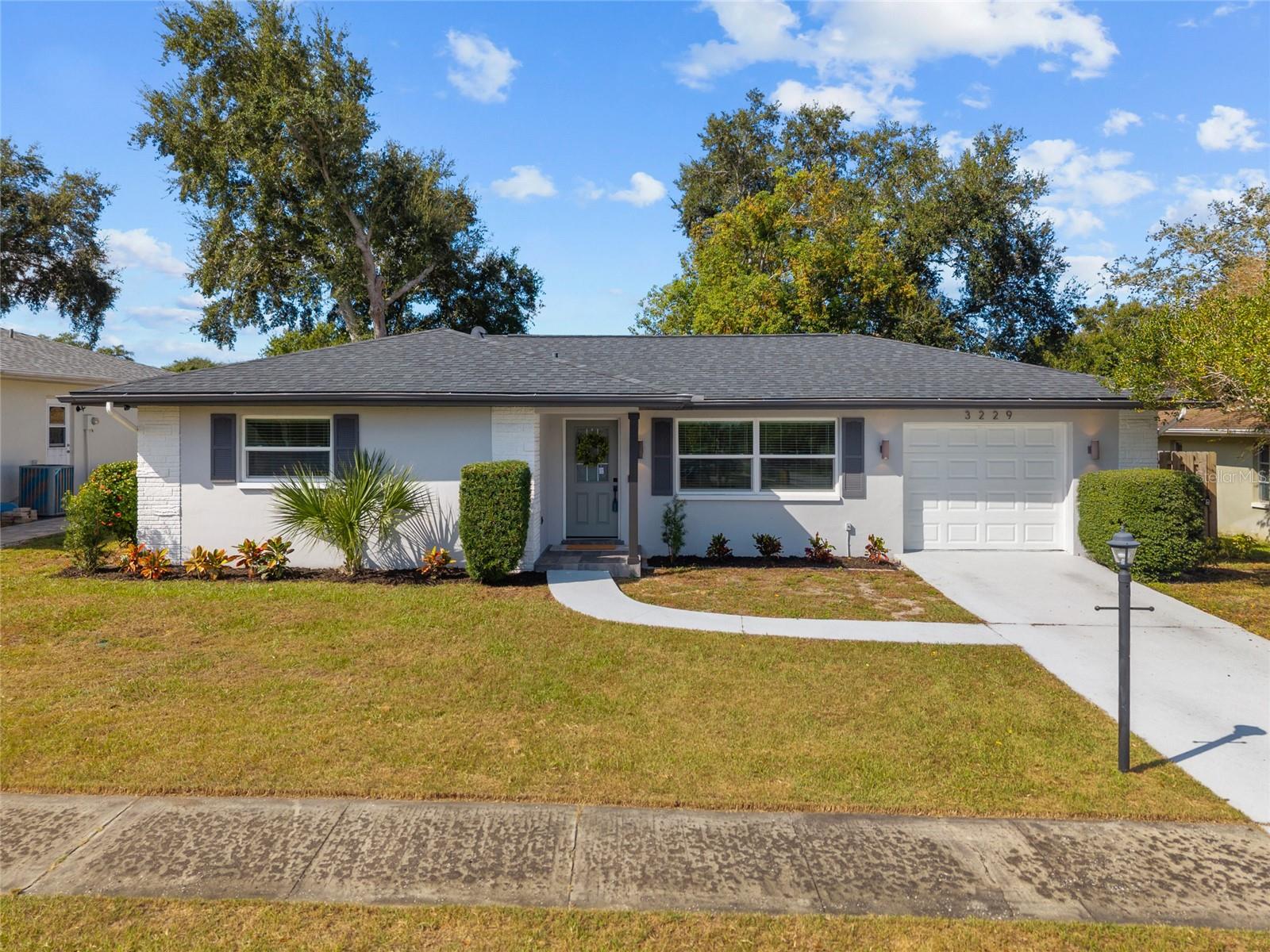 3229 PARKWAY PL, PALM HARBOR, FL, 34684