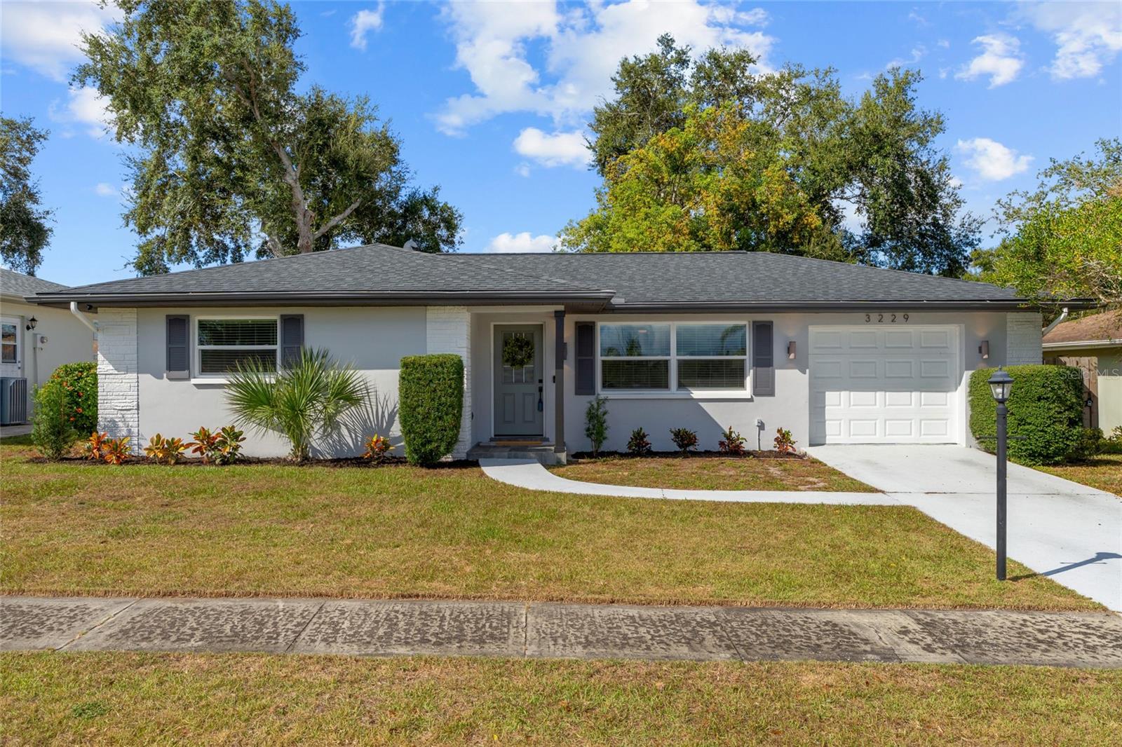 3229 PARKWAY PL, PALM HARBOR, FL, 34684