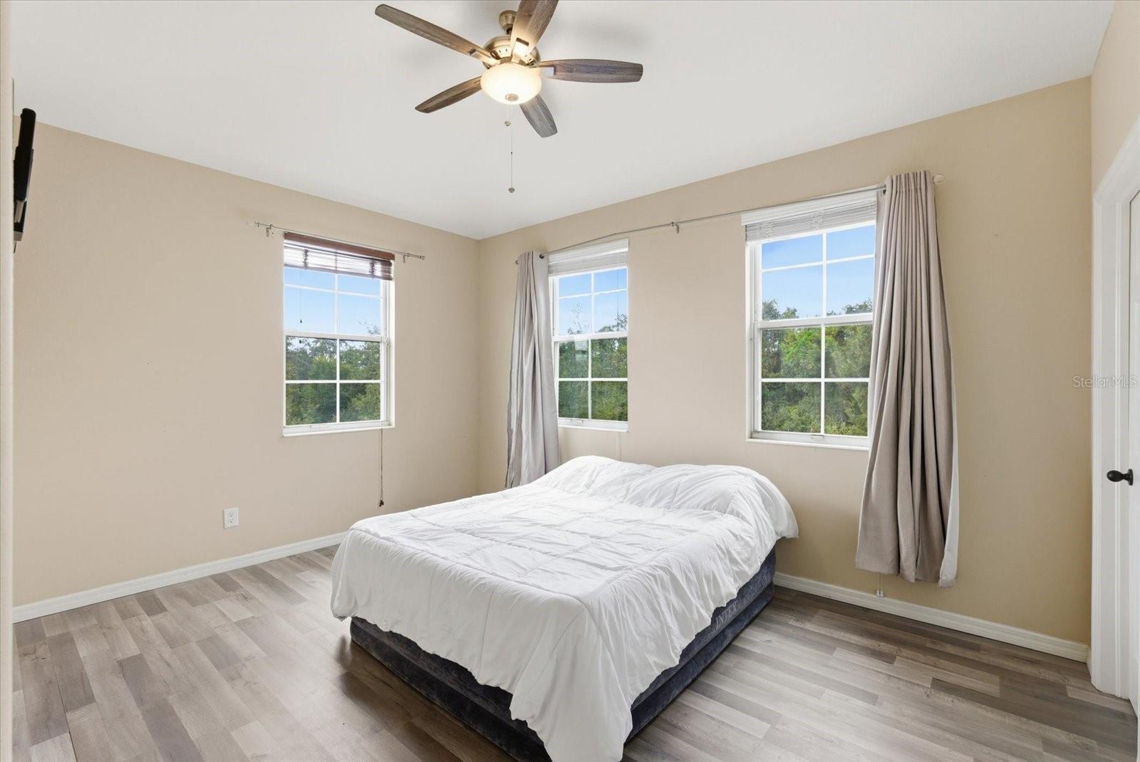 964 SOMBRA ST, TAMPA, FL, 33619