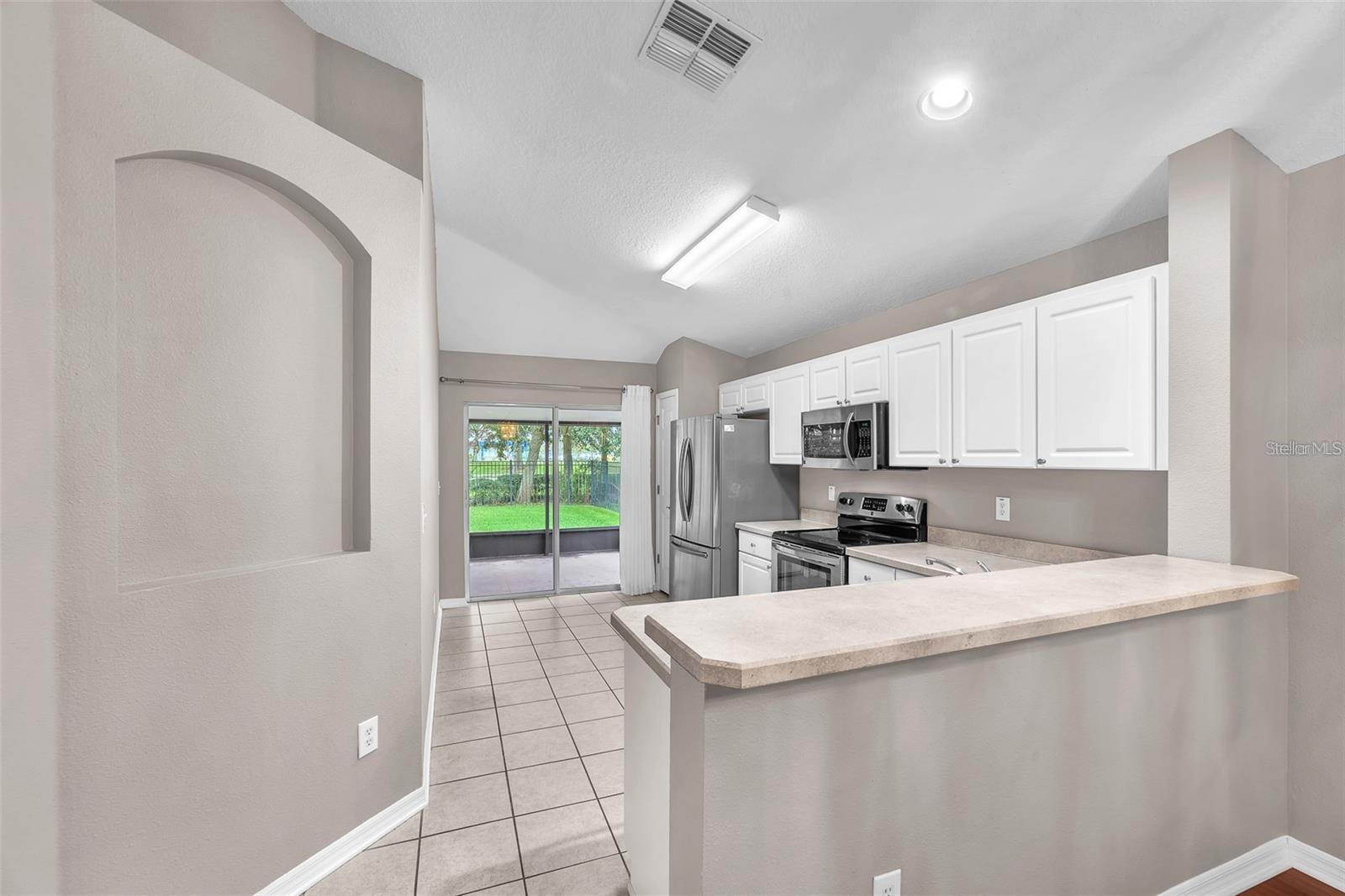 5903 WRENWATER DR, LITHIA, FL, 33547