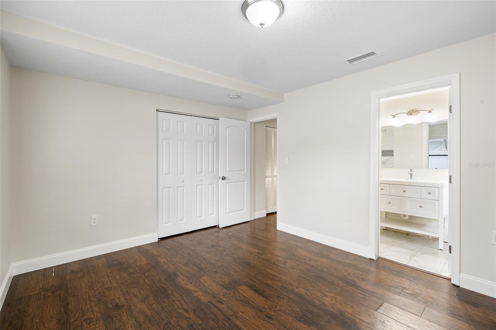 11720 N EDISON AVE, TAMPA, FL, 33612