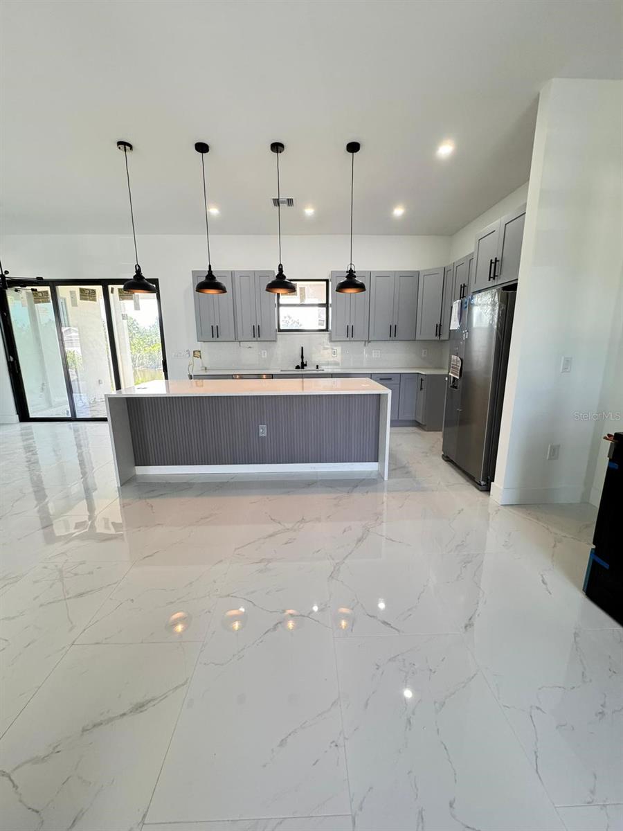 9468 ATTICA CIR, PORT CHARLOTTE, FL, 33981