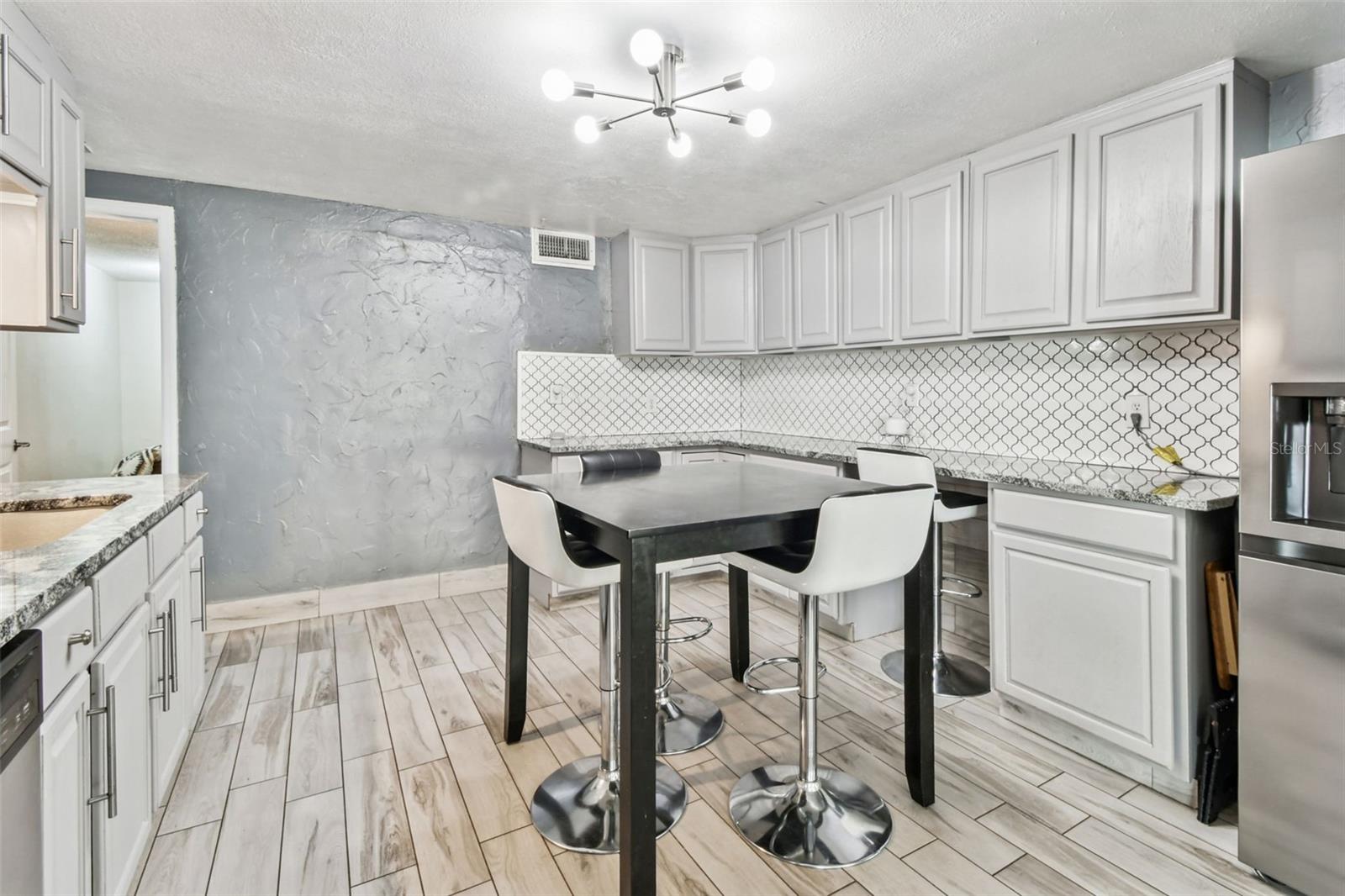 3613 W MINNEHAHA ST, TAMPA, FL, 33614