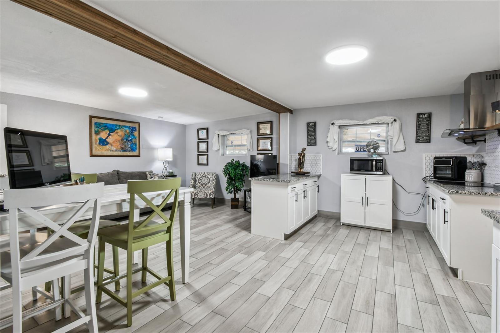 3613 W MINNEHAHA ST, TAMPA, FL, 33614