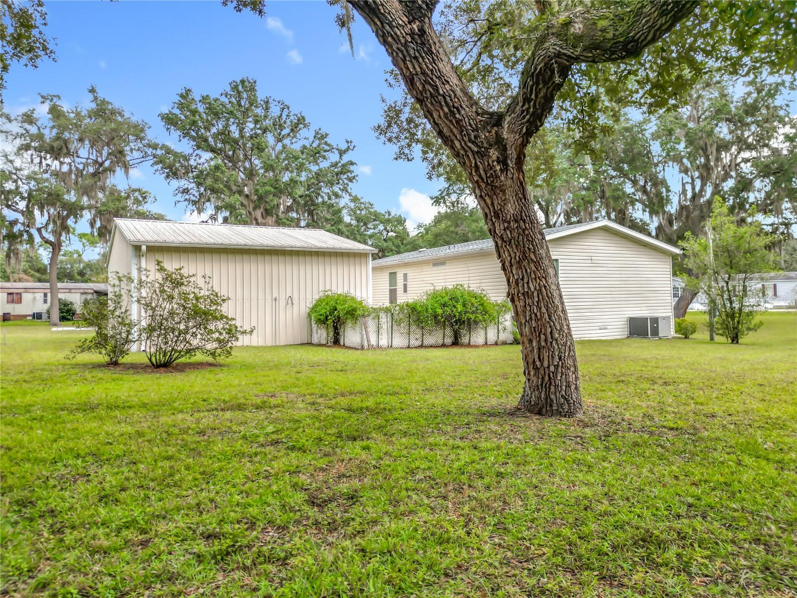 2000 SE 172ND TER, SILVER SPRINGS, FL, 34488